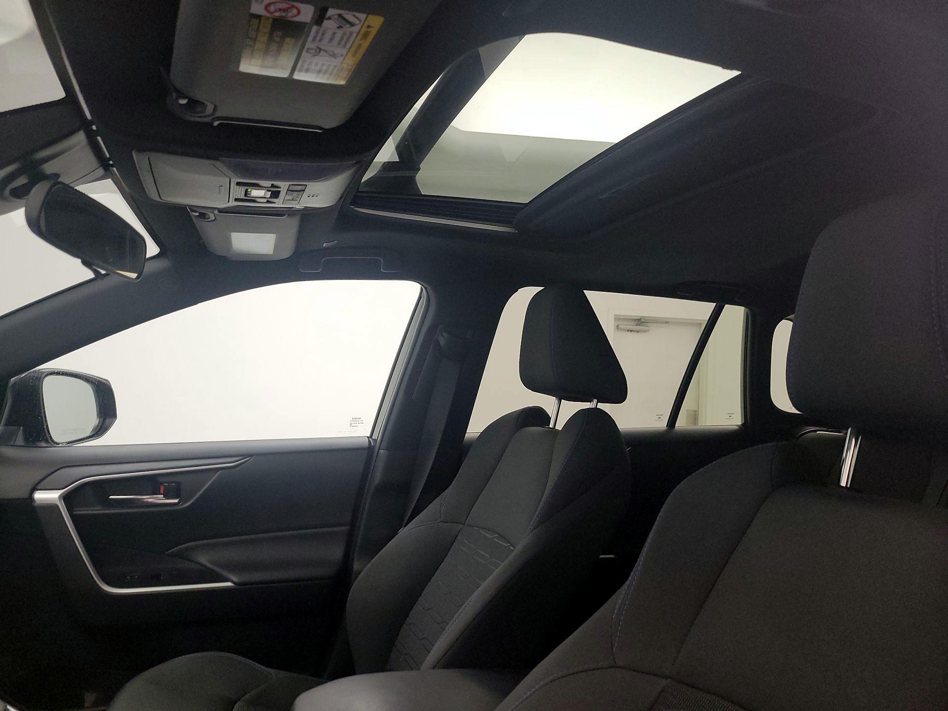 Thumbnail: 2024 Toyota RAV4 - 19