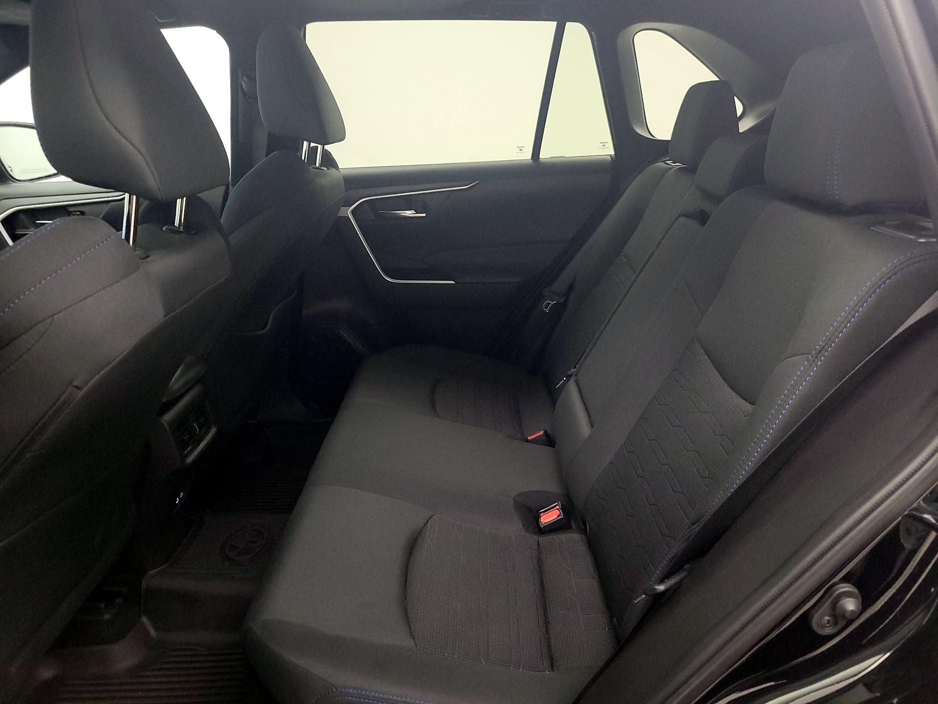 Thumbnail: 2024 Toyota RAV4 - 20