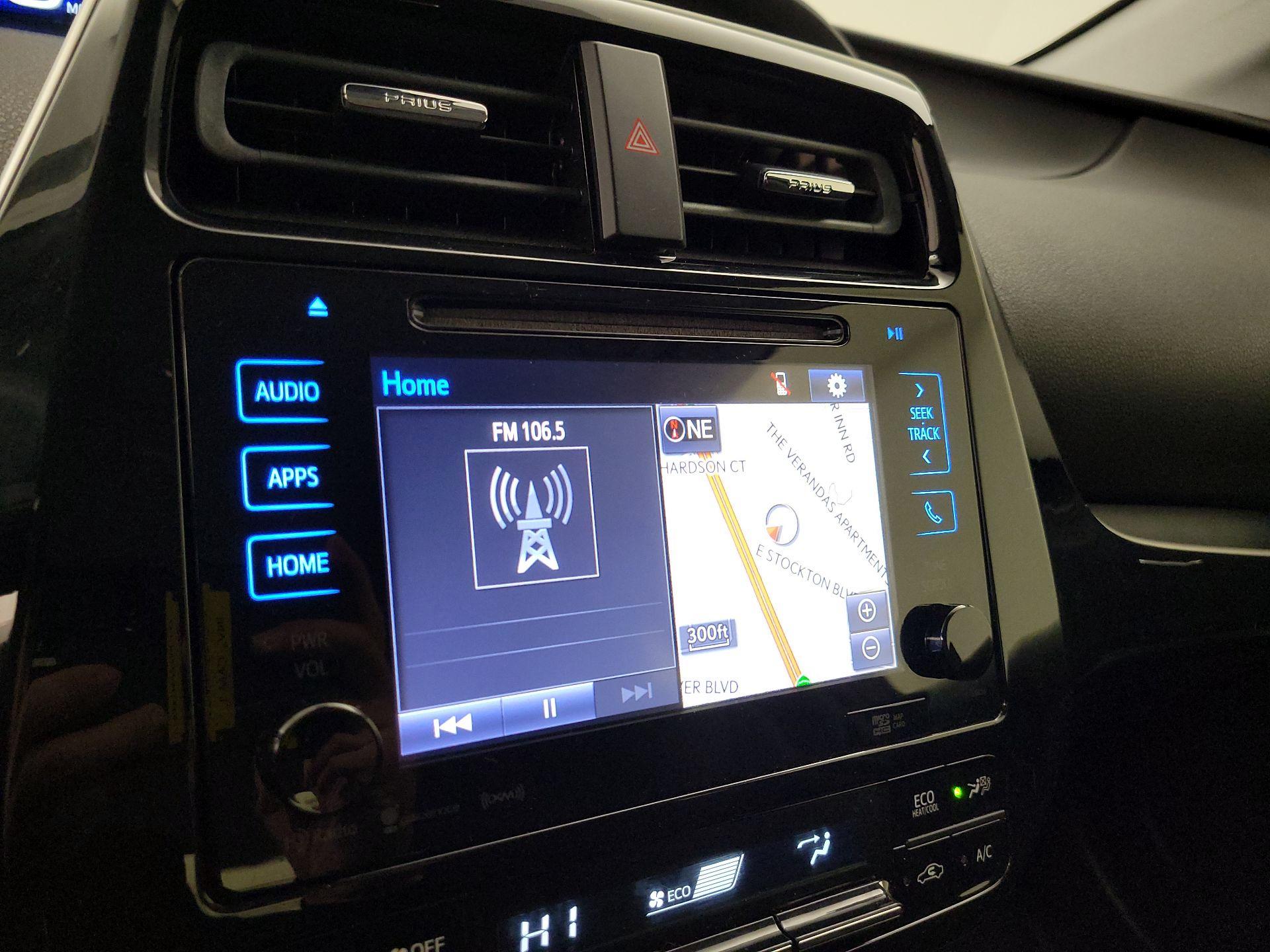 Thumbnail: 2017 Toyota Prius - 16