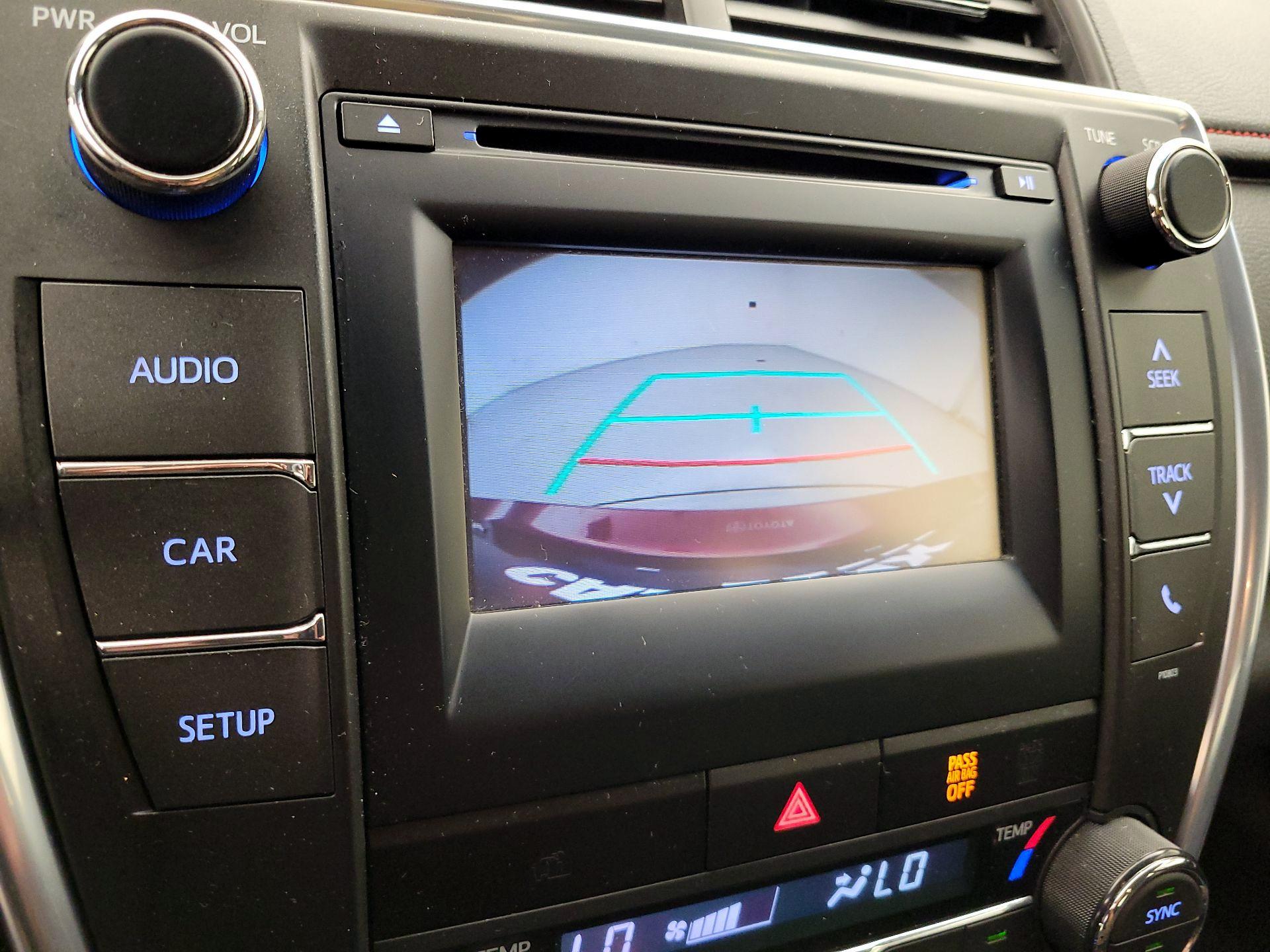 Thumbnail: 2015 Toyota Camry - 14