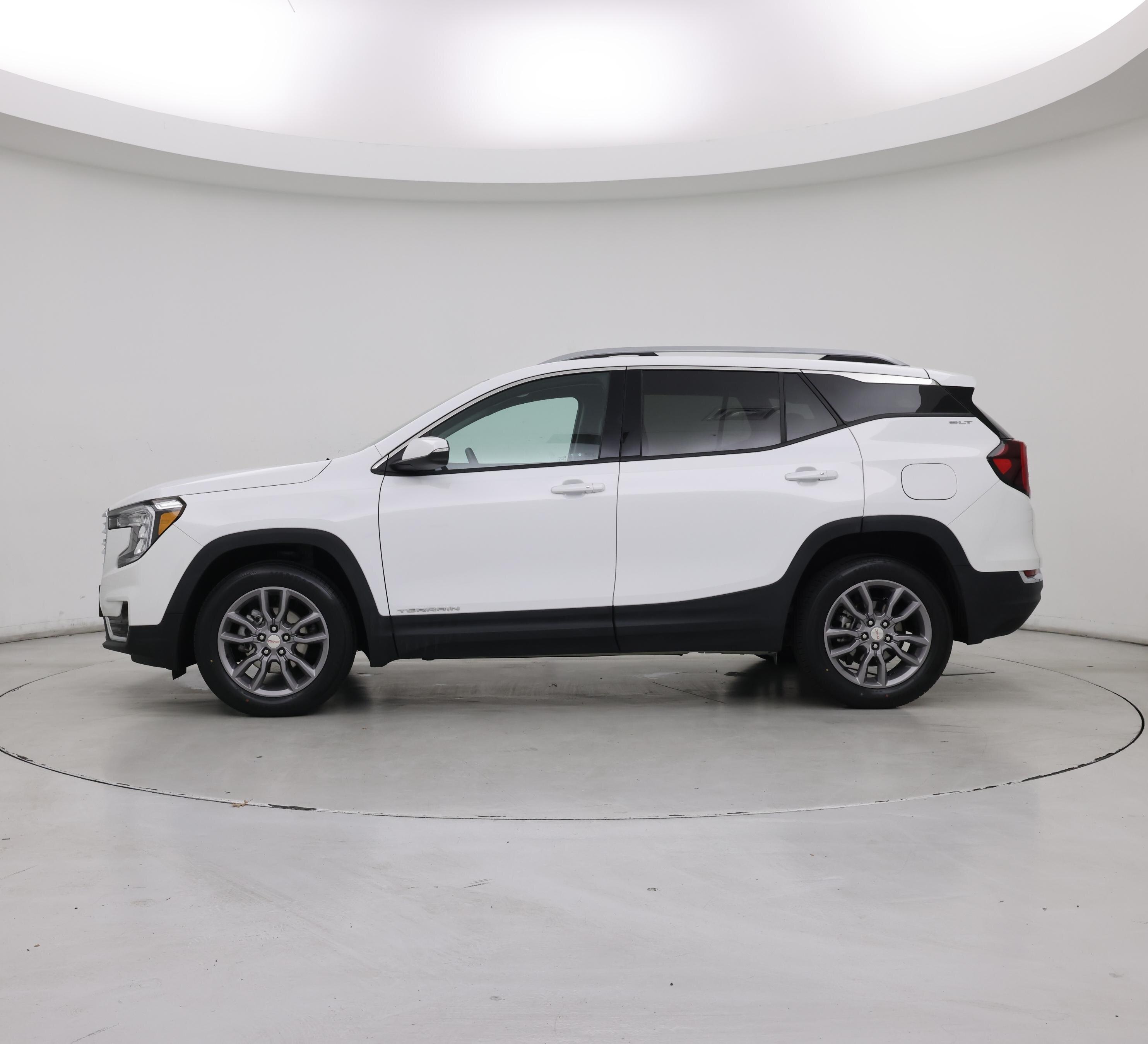 Thumbnail: 2024 GMC Terrain - 3