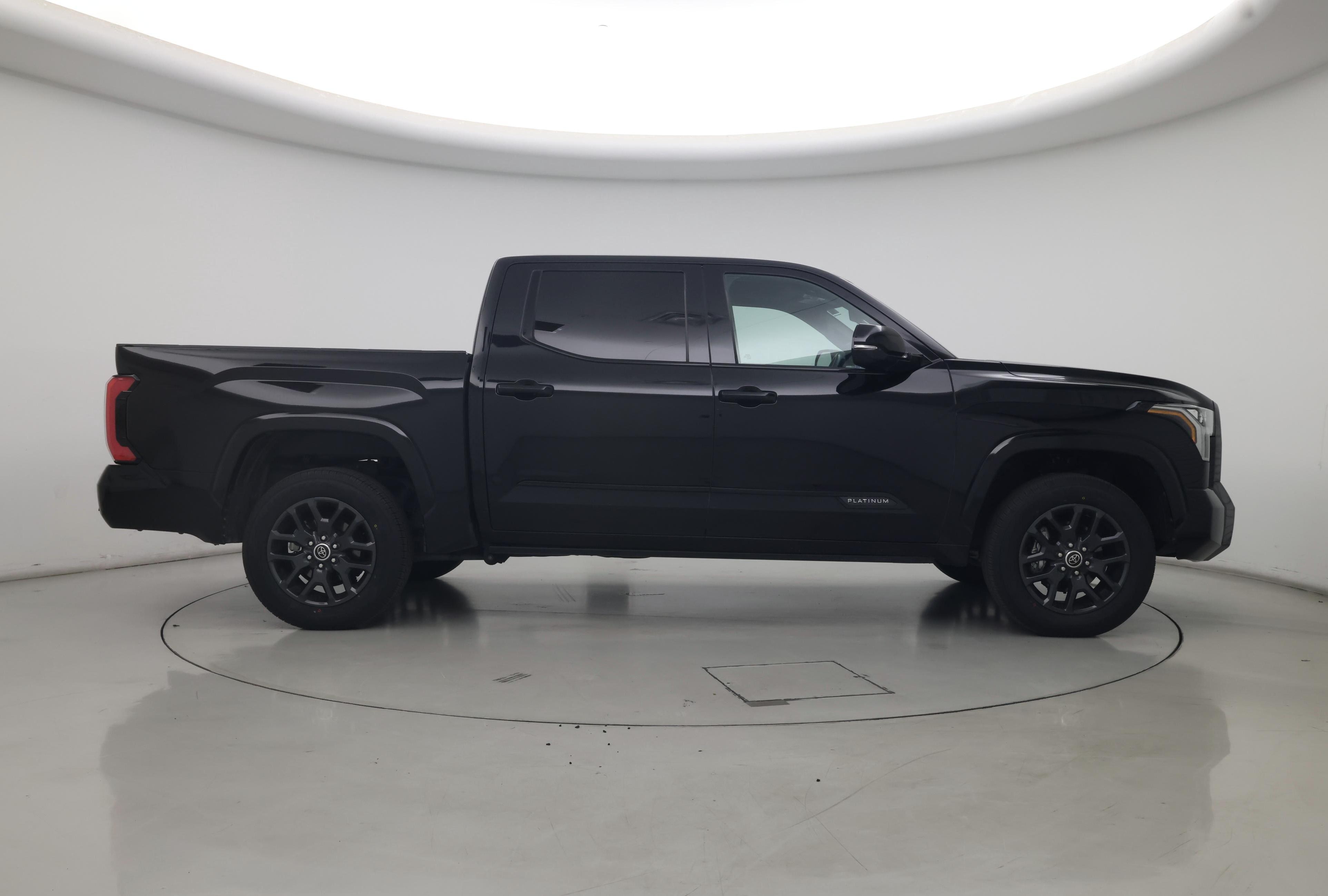 Thumbnail: 2023 Toyota Tundra - 7