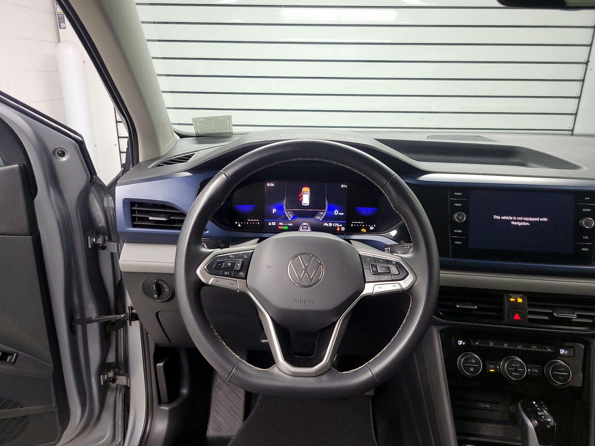 Thumbnail: 2024 Volkswagen Taos - 10