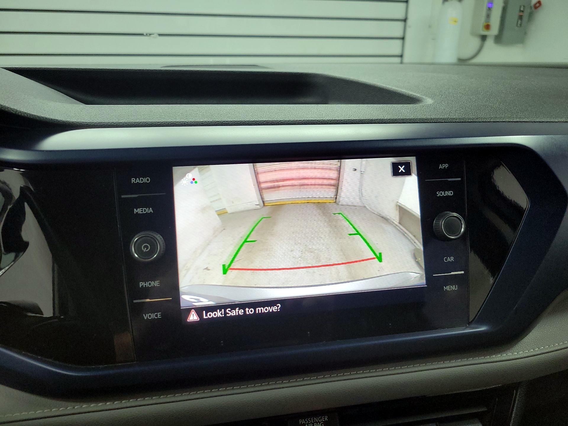 Thumbnail: 2024 Volkswagen Taos - 14