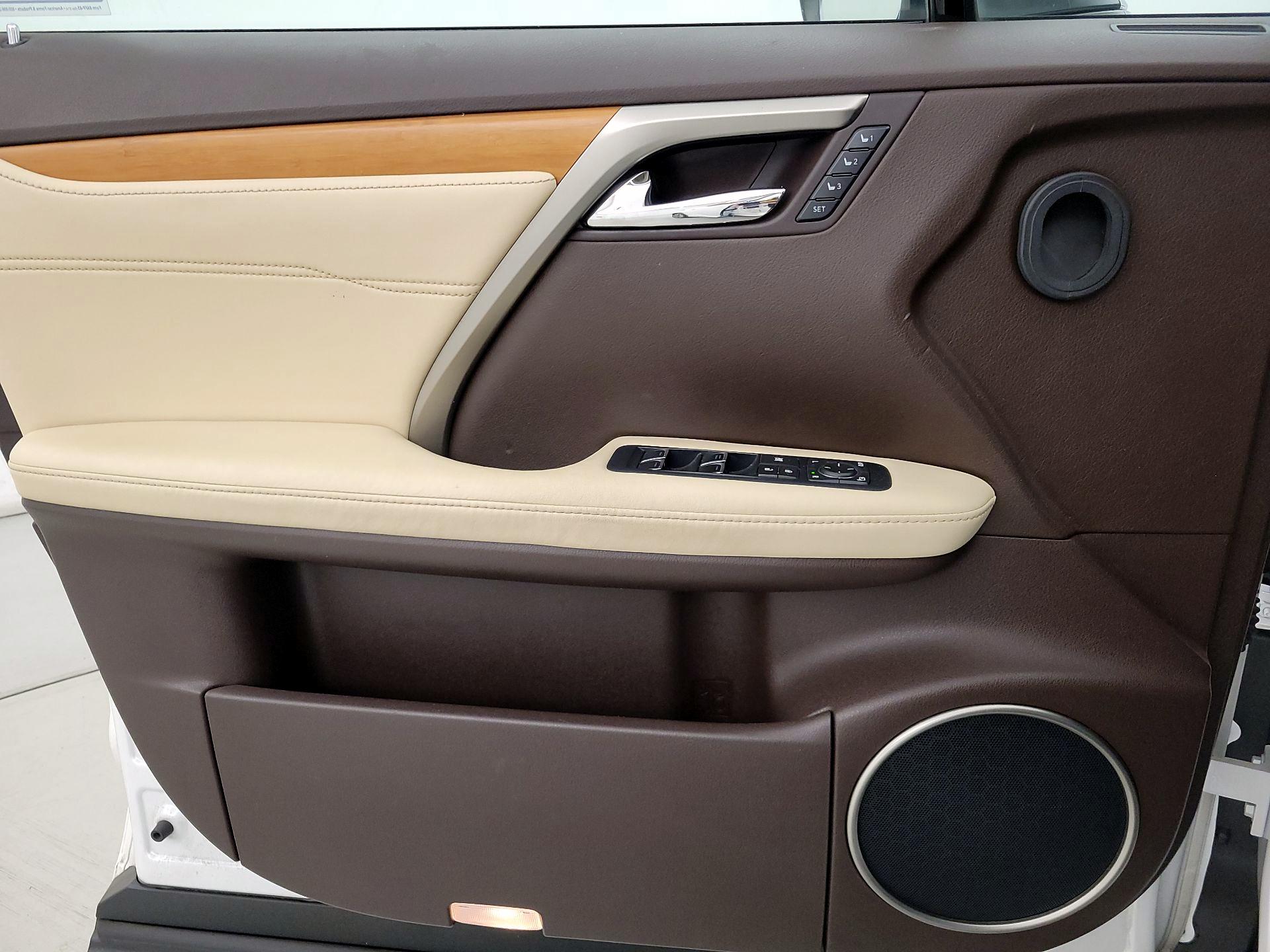 Thumbnail: 2016 Lexus RX - 12