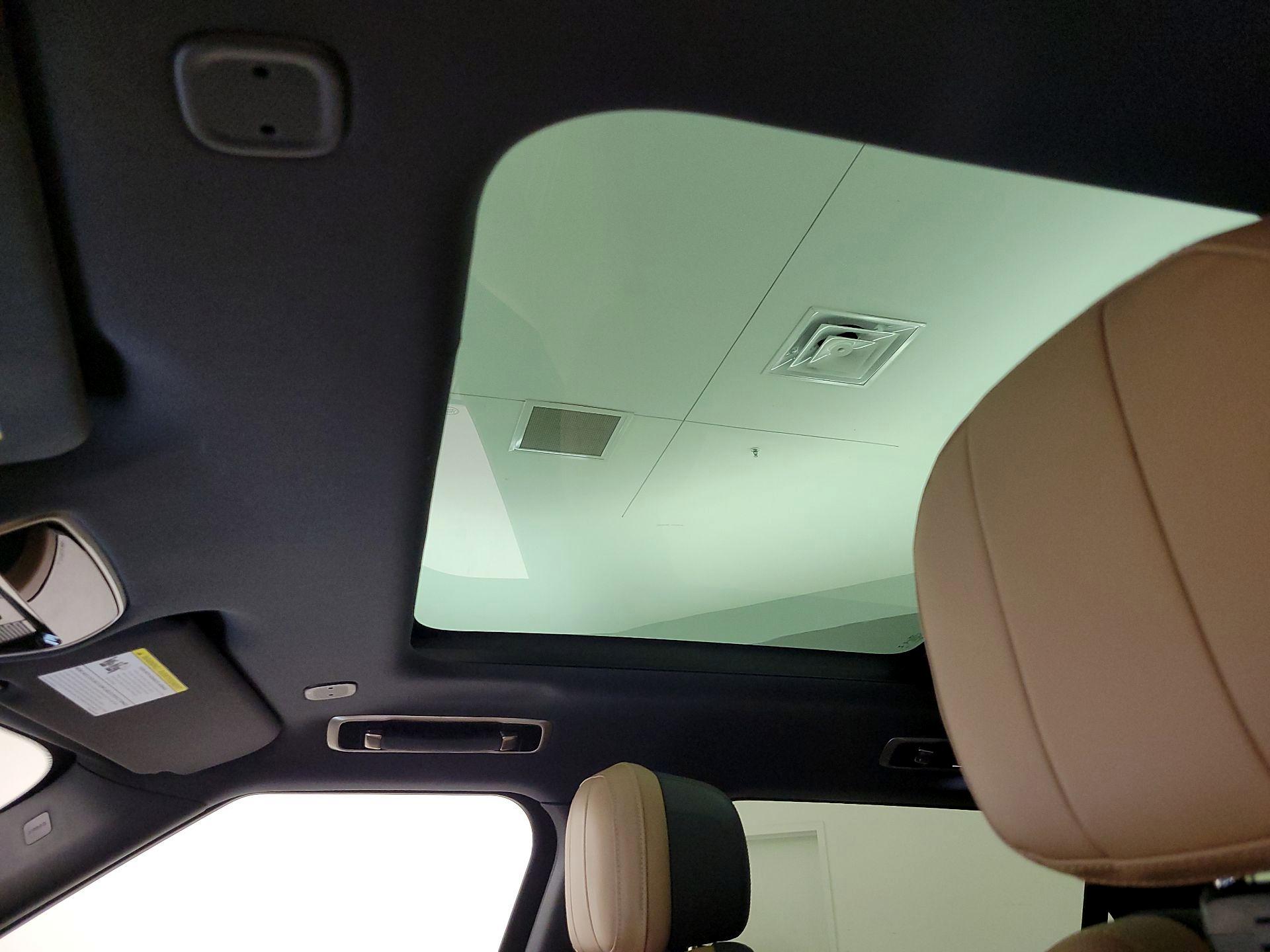 Thumbnail: 2023 Land Rover Range Rover Sport - 20