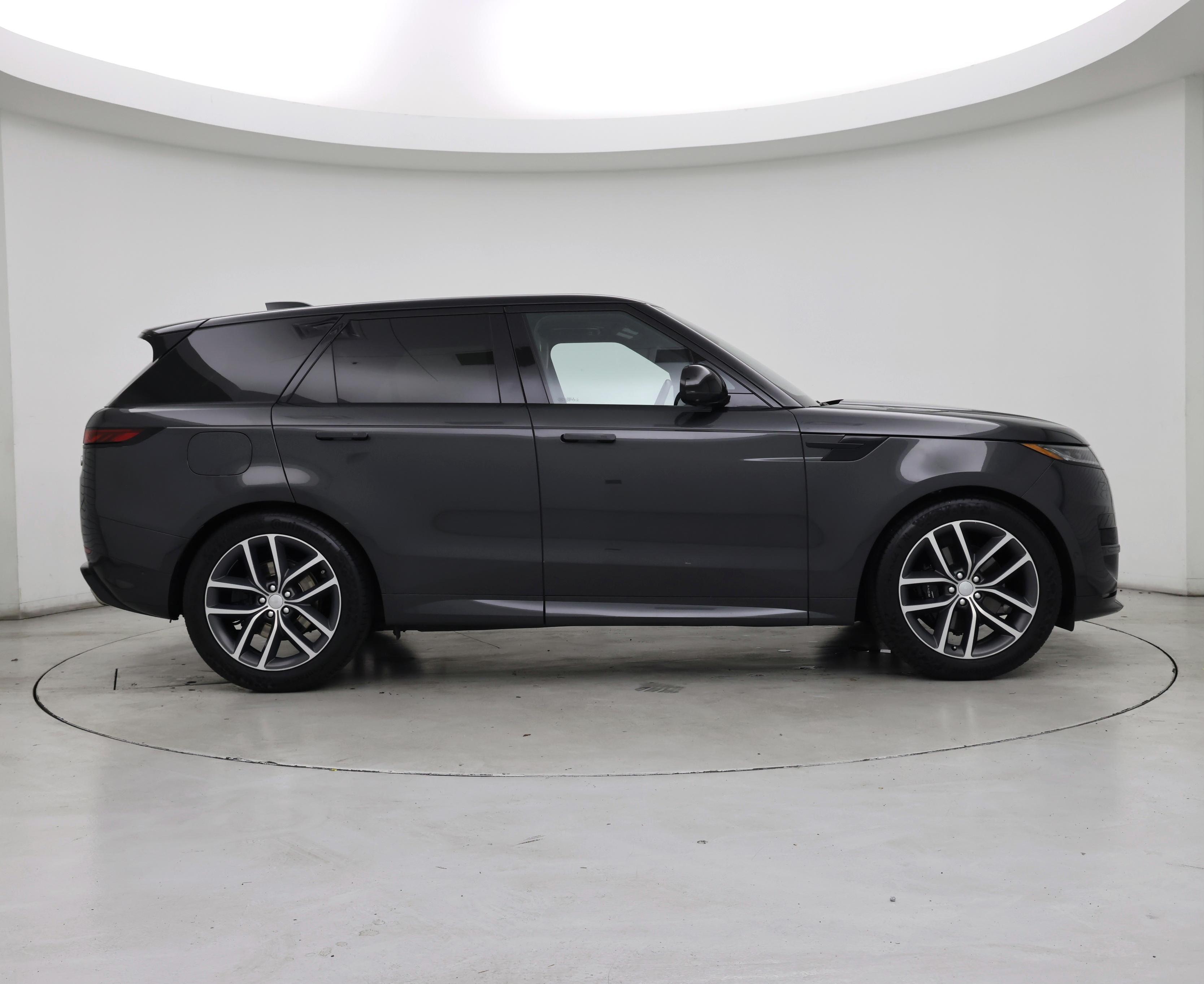 Thumbnail: 2023 Land Rover Range Rover Sport - 7