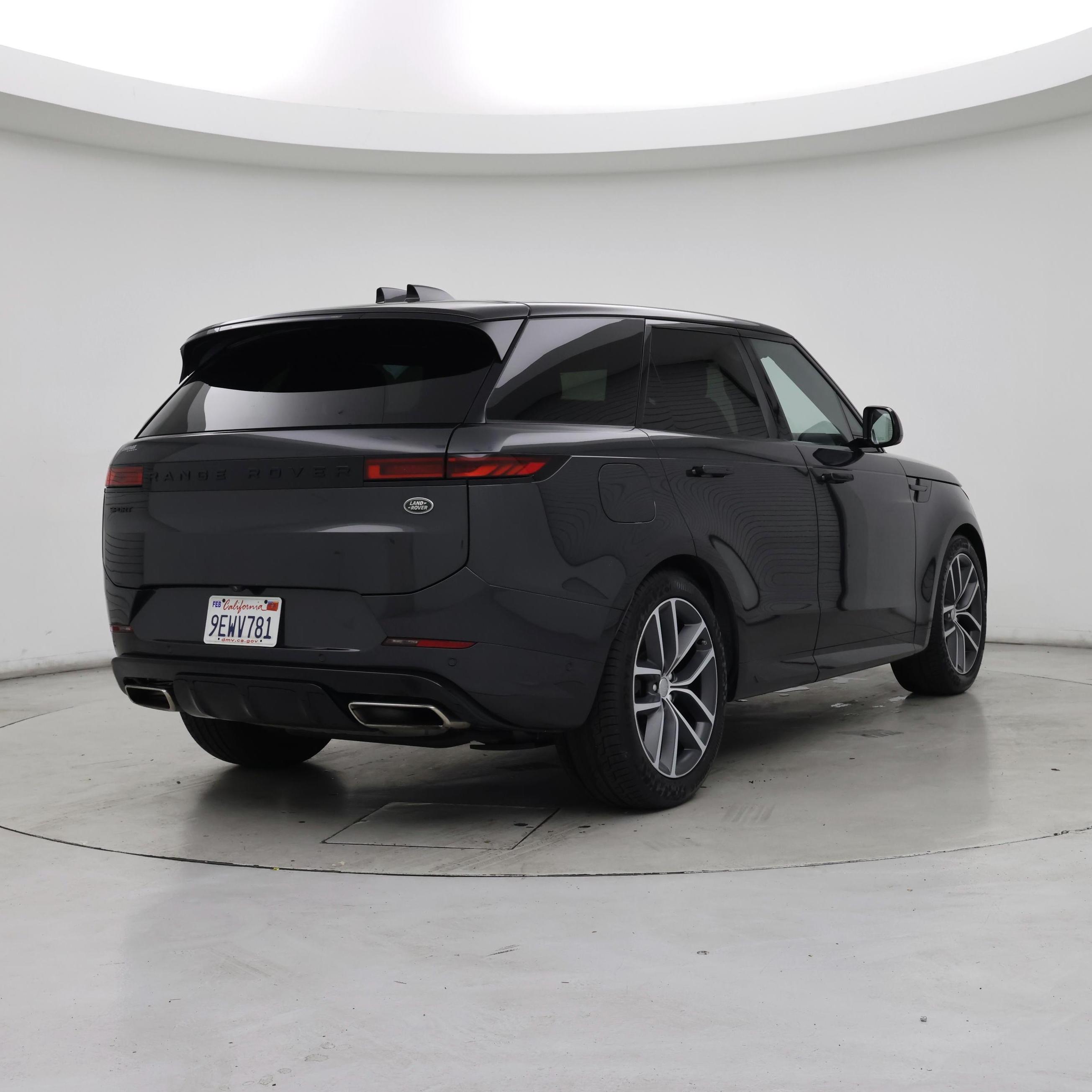 Thumbnail: 2023 Land Rover Range Rover Sport - 8