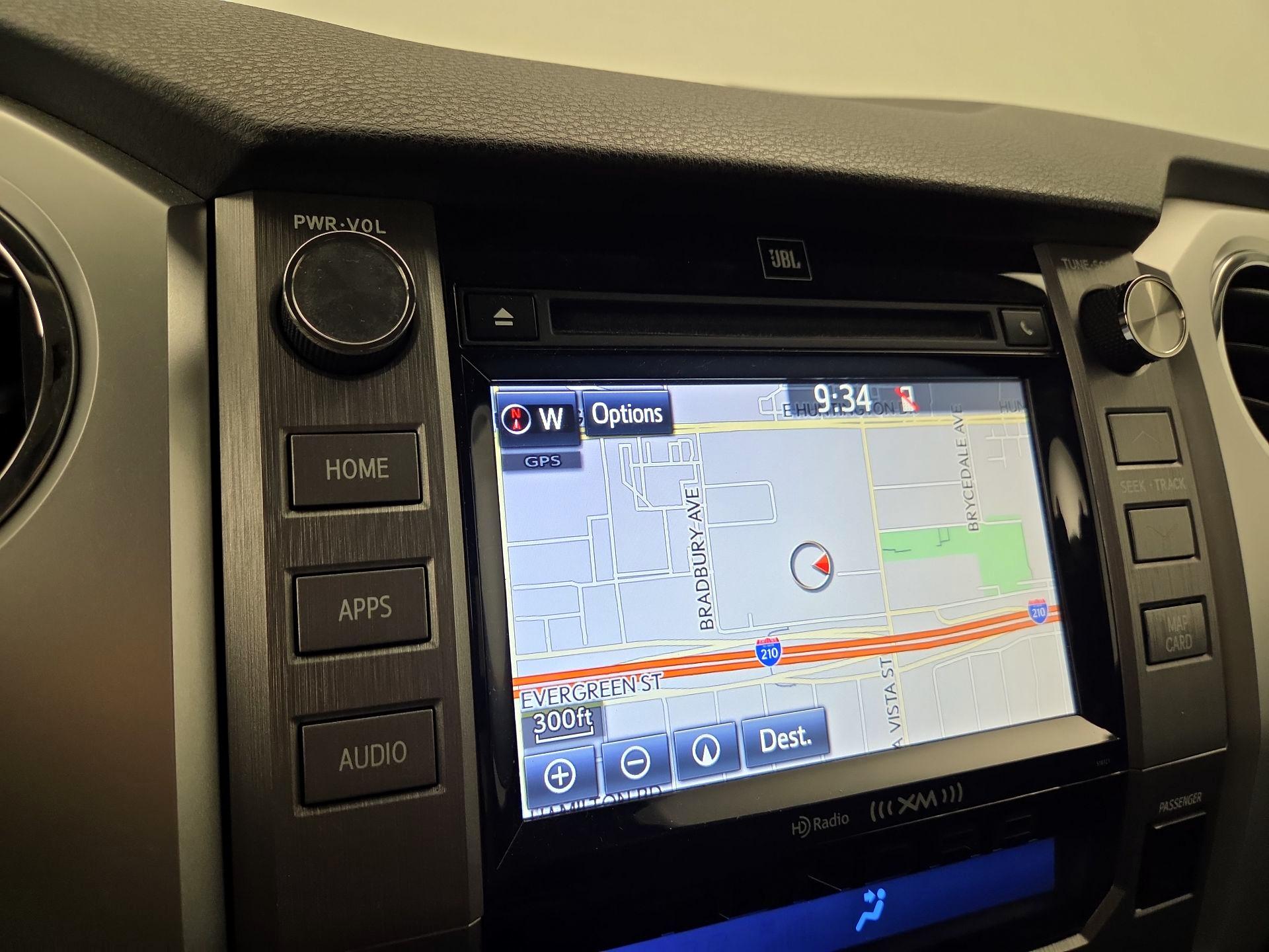 Thumbnail: 2016 Toyota Tundra - 14