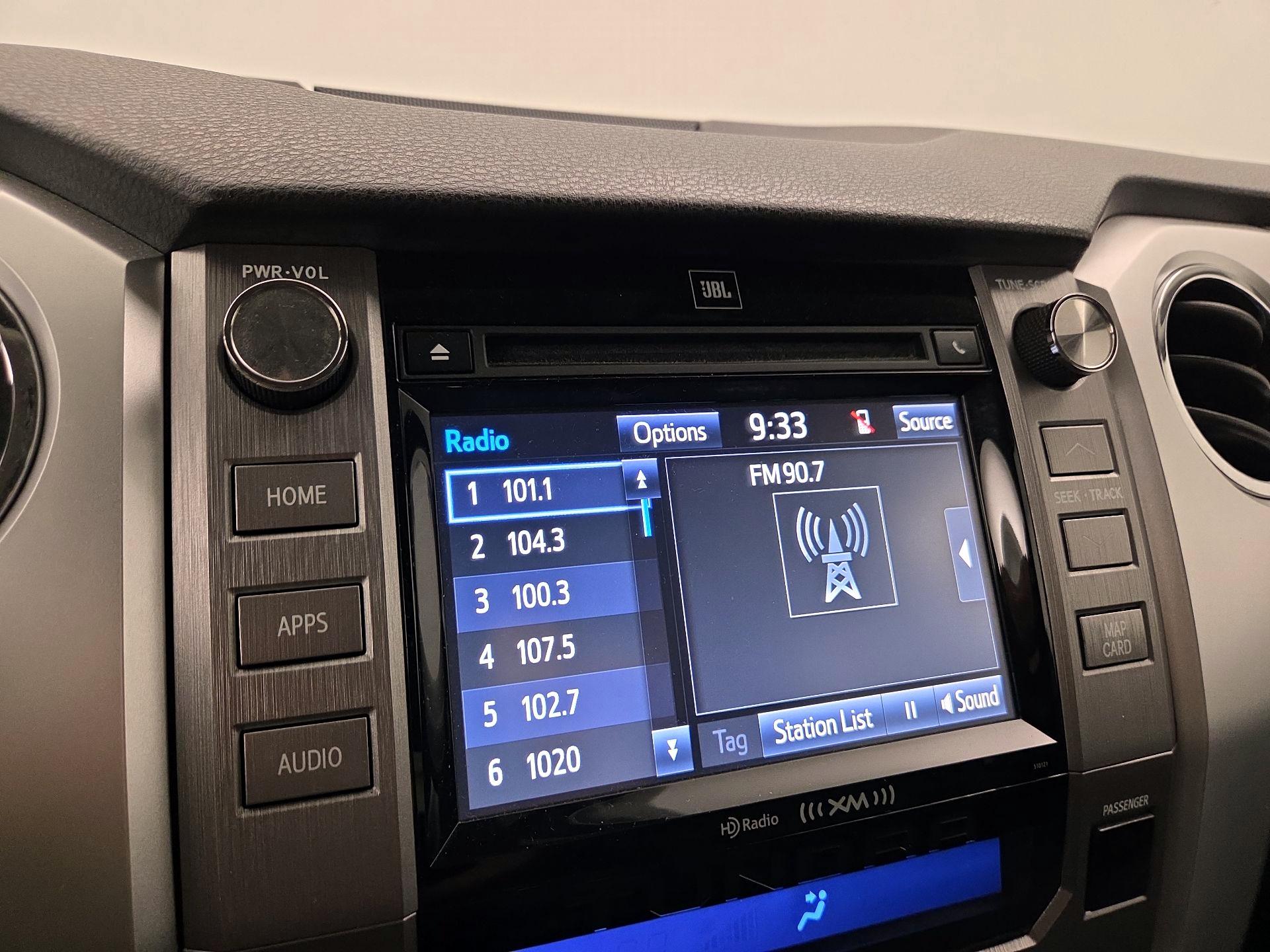 Thumbnail: 2016 Toyota Tundra - 16