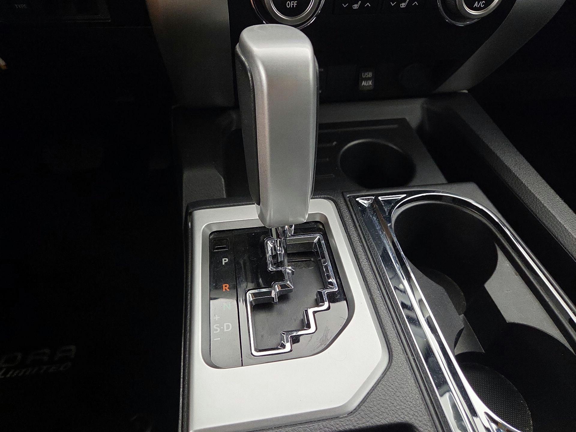 Thumbnail: 2016 Toyota Tundra - 18