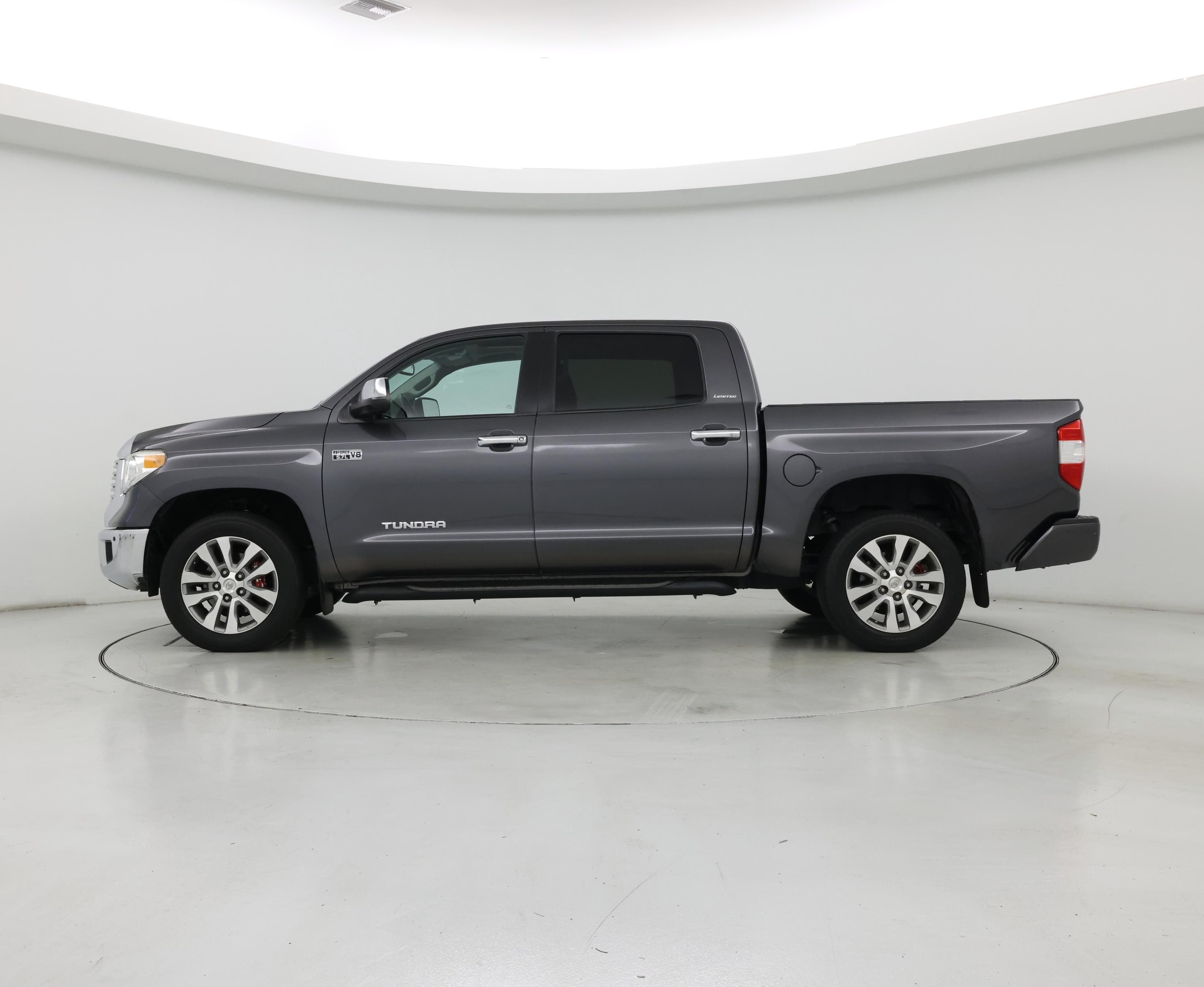 Thumbnail: 2016 Toyota Tundra - 3