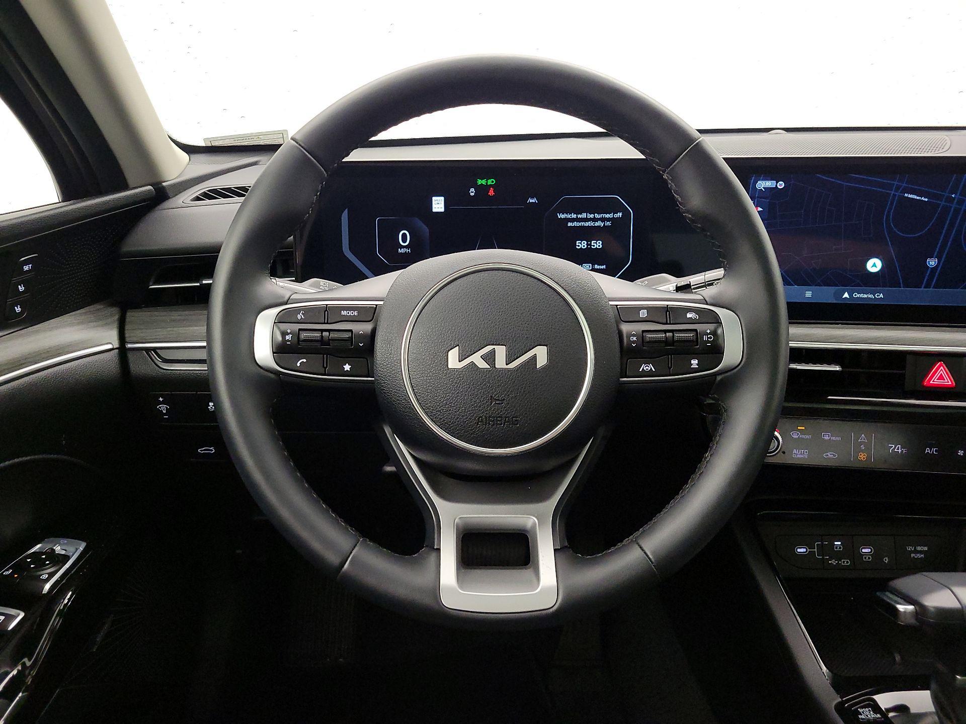 Thumbnail: 2025 Kia K5 - 10