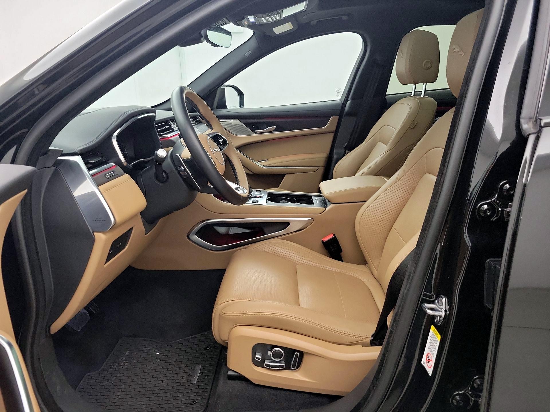 Thumbnail: 2022 Jaguar F-Pace - 11