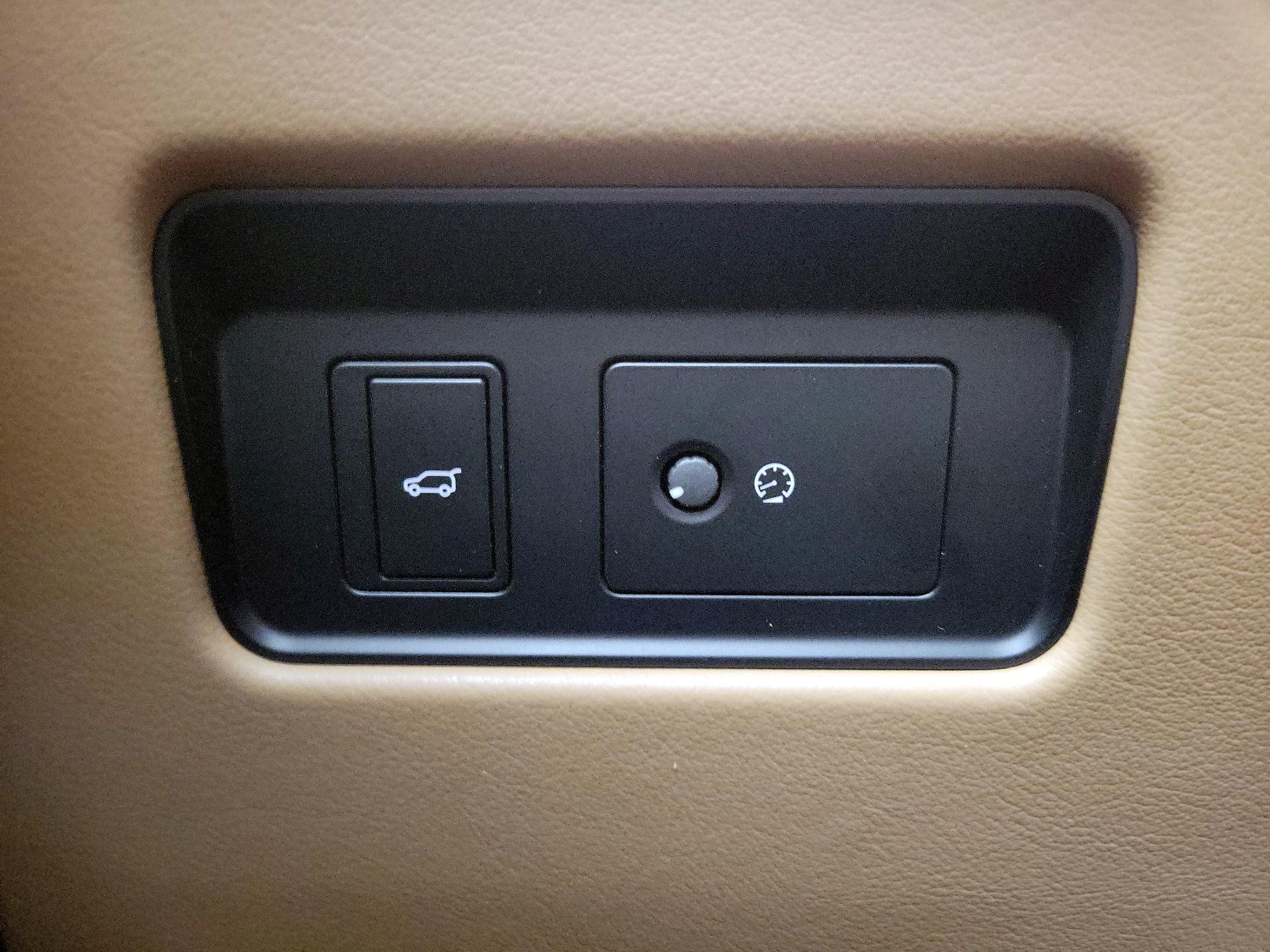 Thumbnail: 2022 Jaguar F-Pace - 13