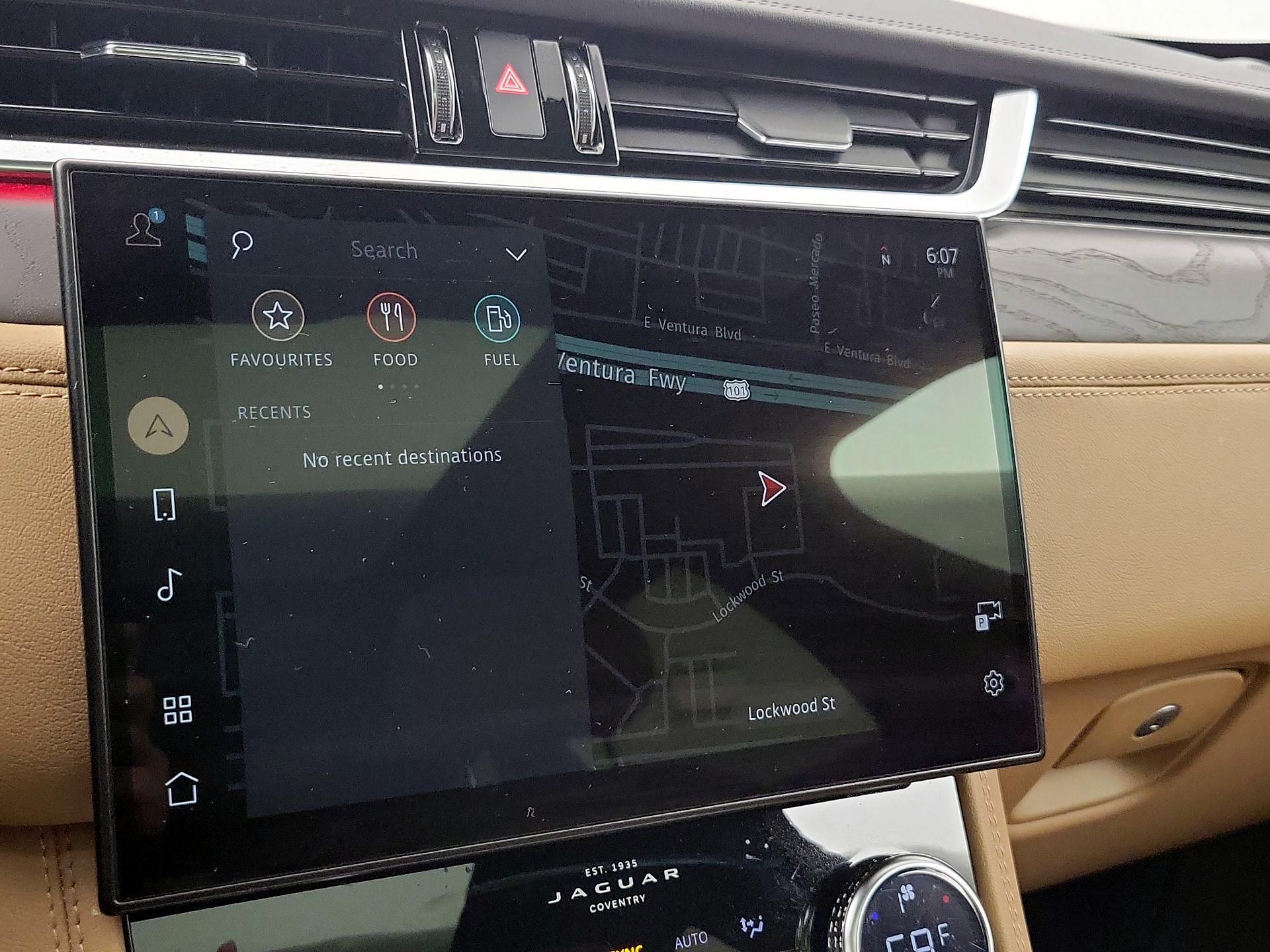 Thumbnail: 2022 Jaguar F-Pace - 14