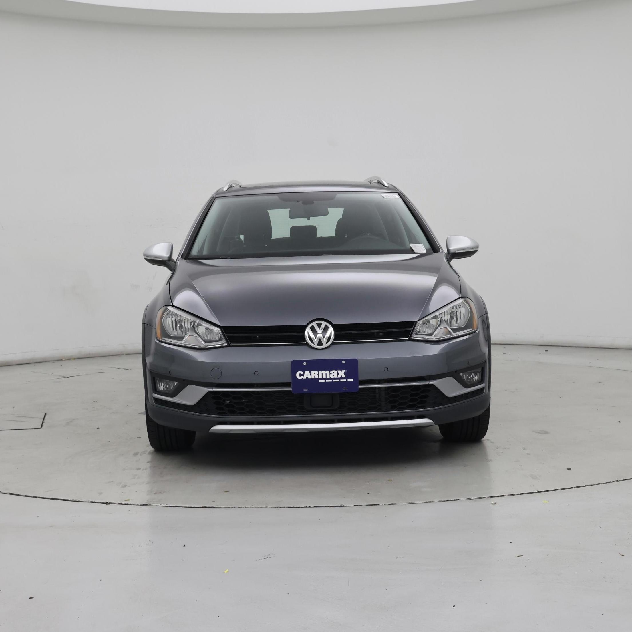 Thumbnail: 2017 Volkswagen Golf - 5