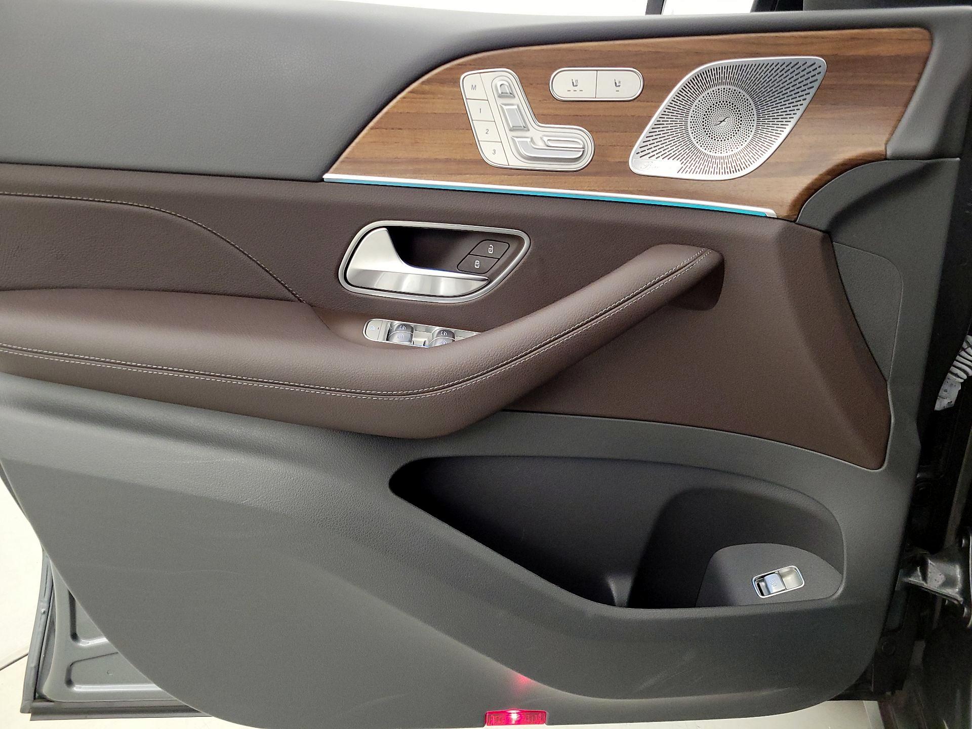 Thumbnail: 2020 Mercedes-Benz GLE - 12