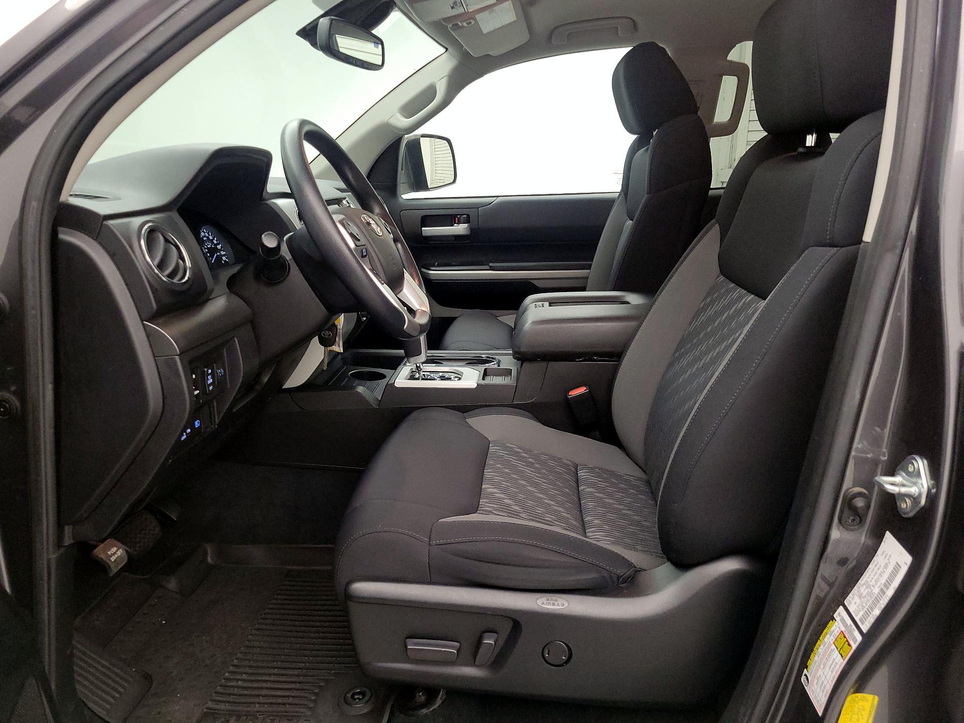 Thumbnail: 2021 Toyota Tundra - 11