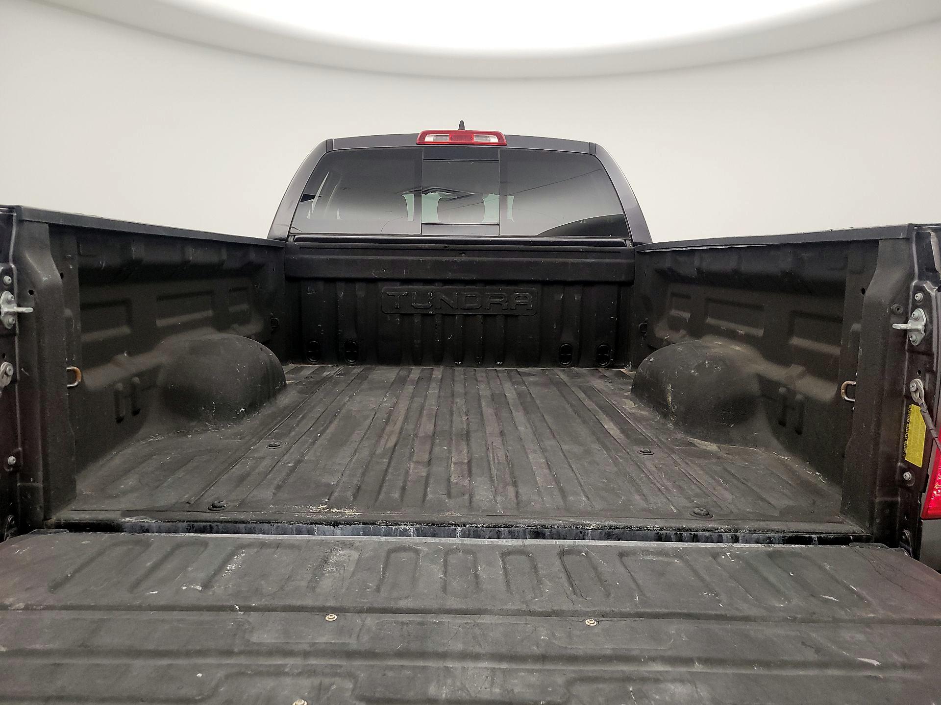 Thumbnail: 2021 Toyota Tundra - 20