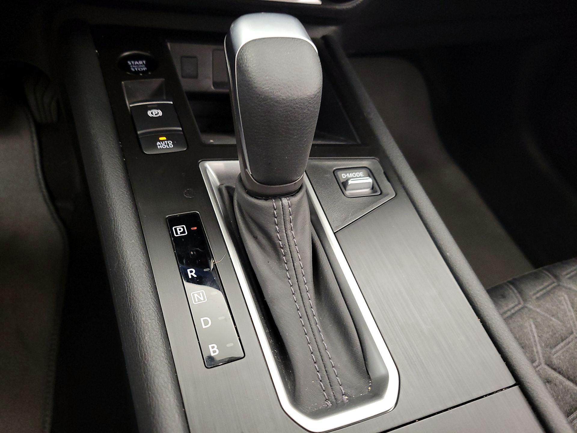 Thumbnail: 2025 Nissan Kicks - 17