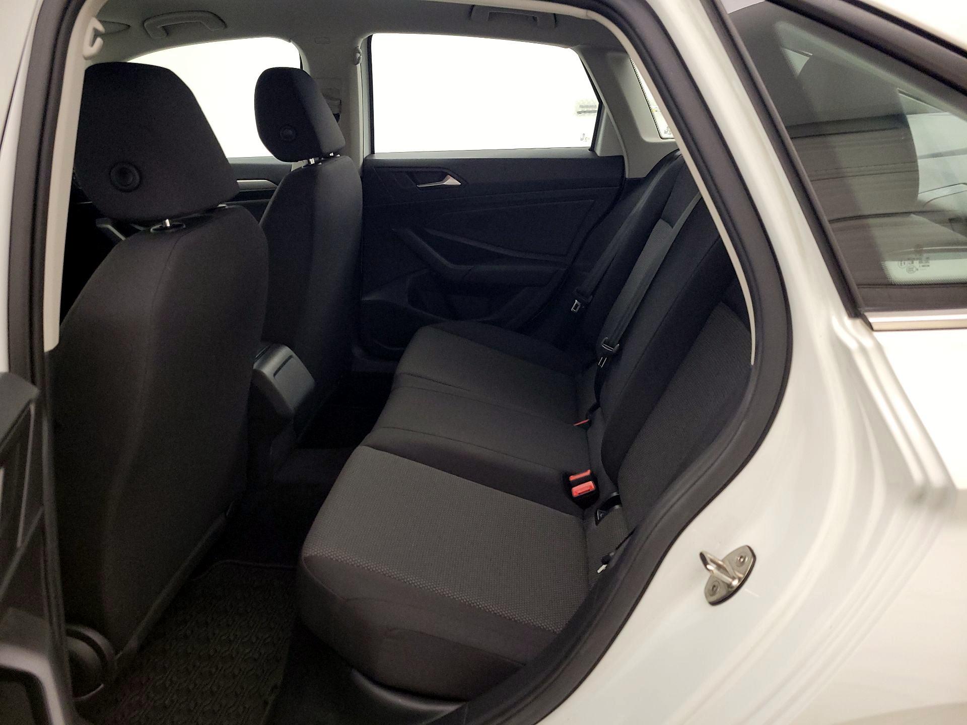 Thumbnail: 2019 Volkswagen Jetta - 19