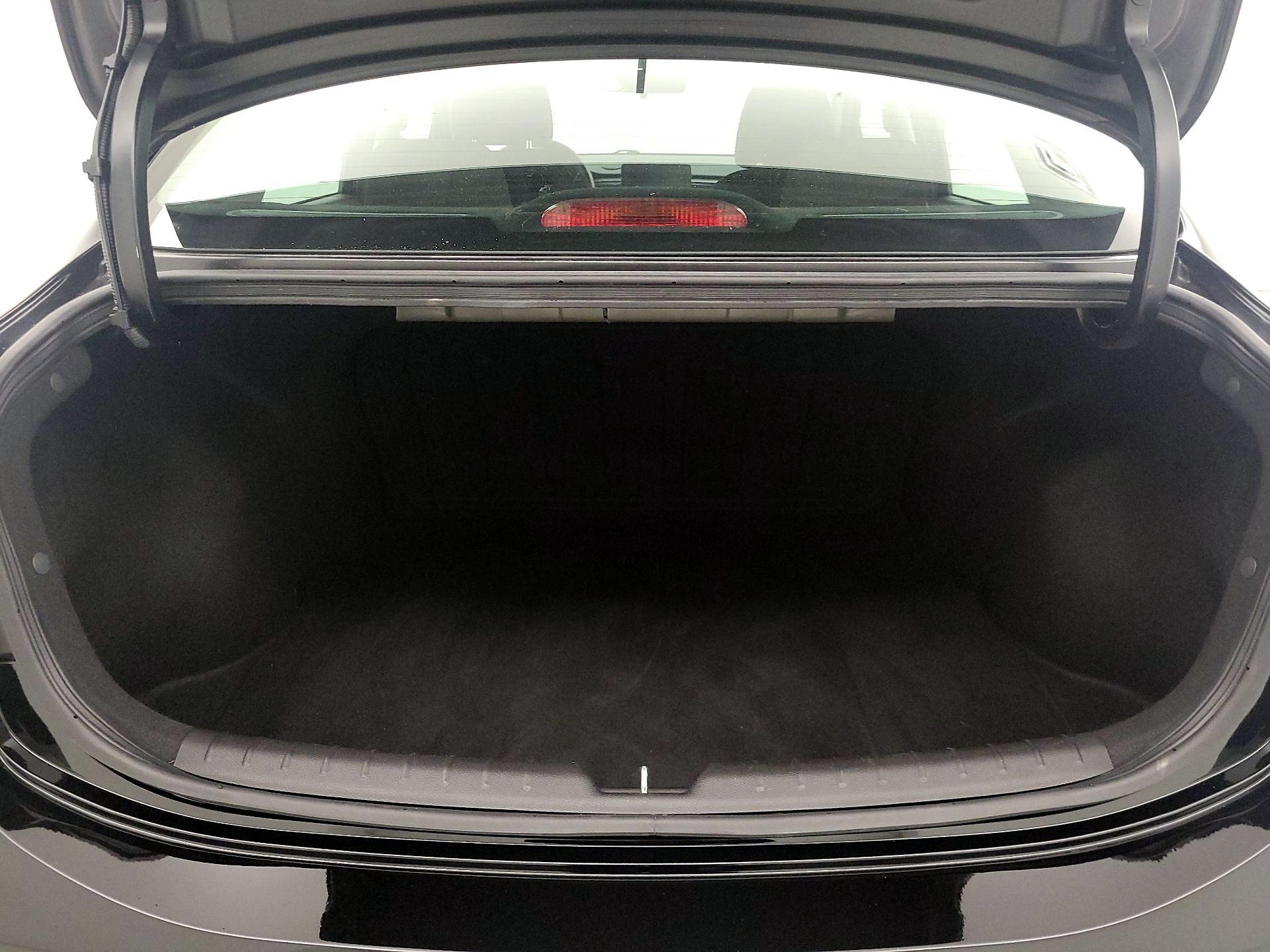 Thumbnail: 2021 Kia Rio - 19