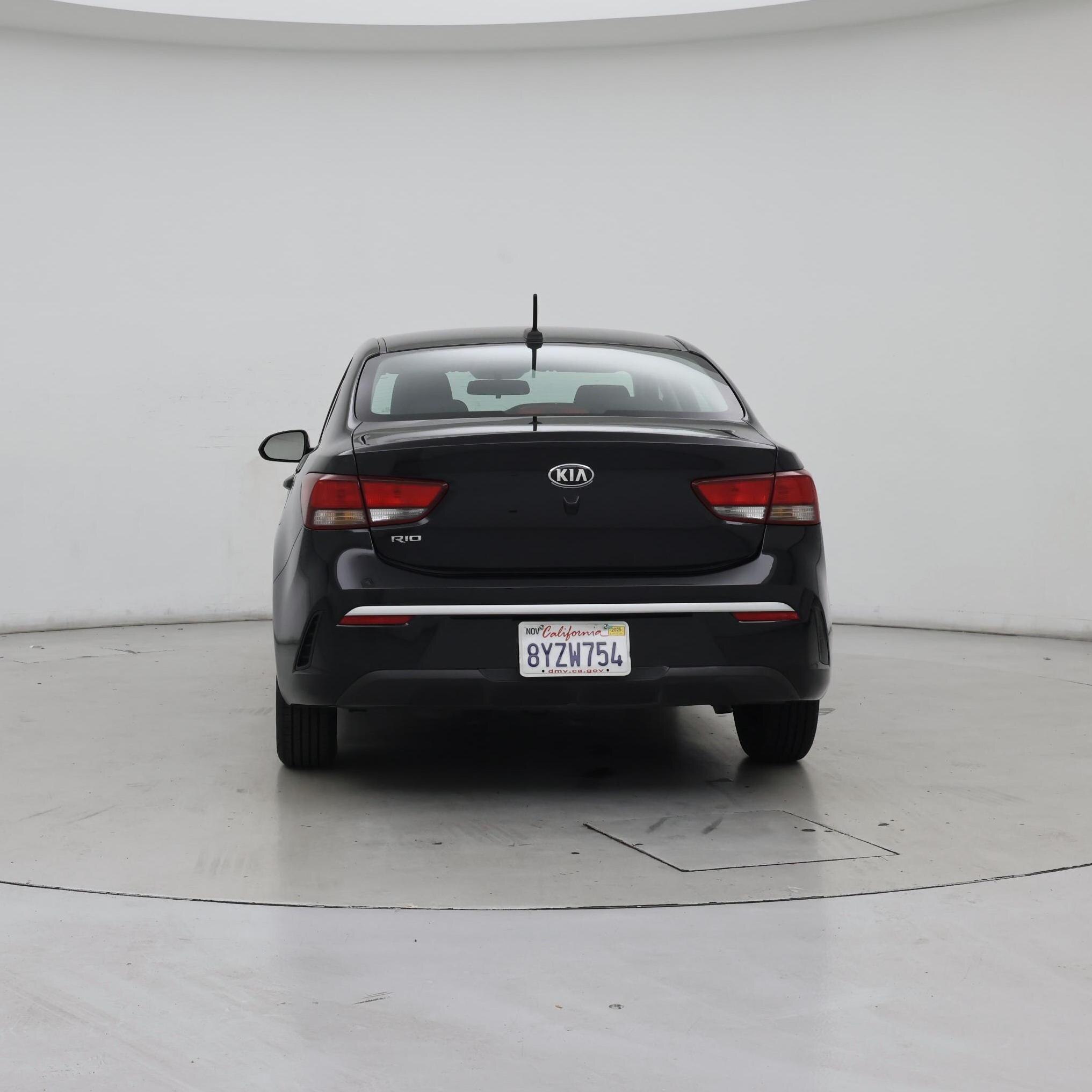 Thumbnail: 2021 Kia Rio - 6