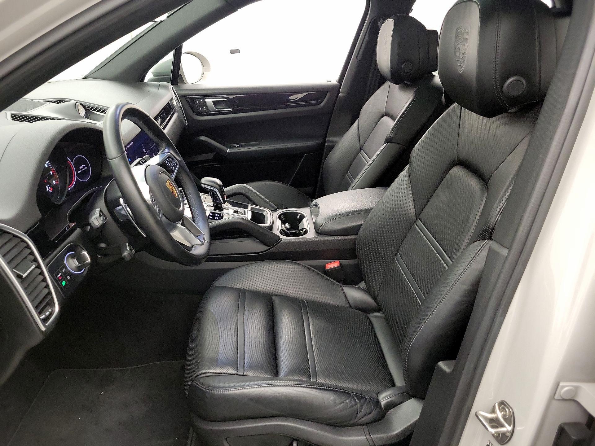 Thumbnail: 2022 Porsche Cayenne - 11