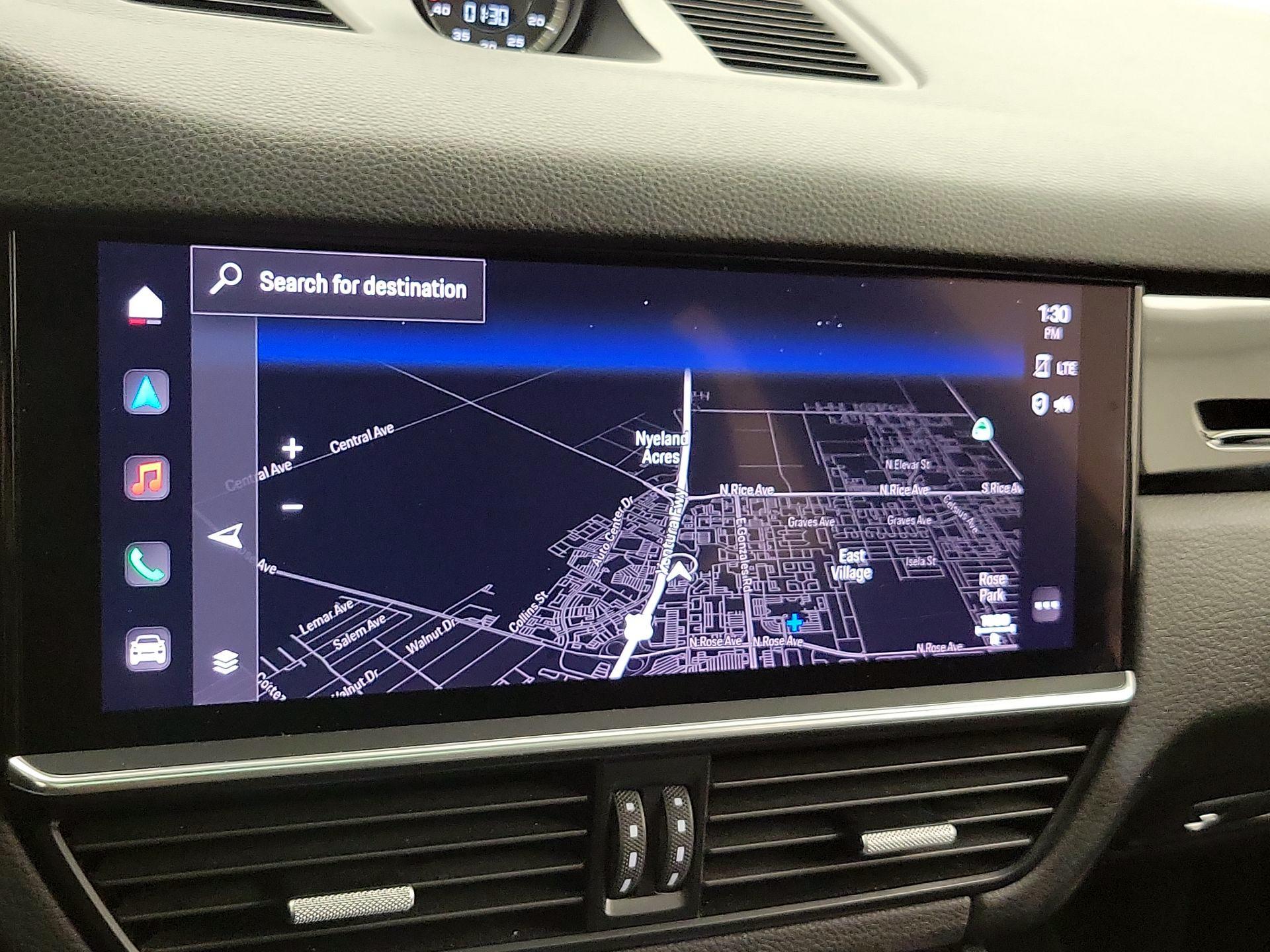 Thumbnail: 2022 Porsche Cayenne - 14