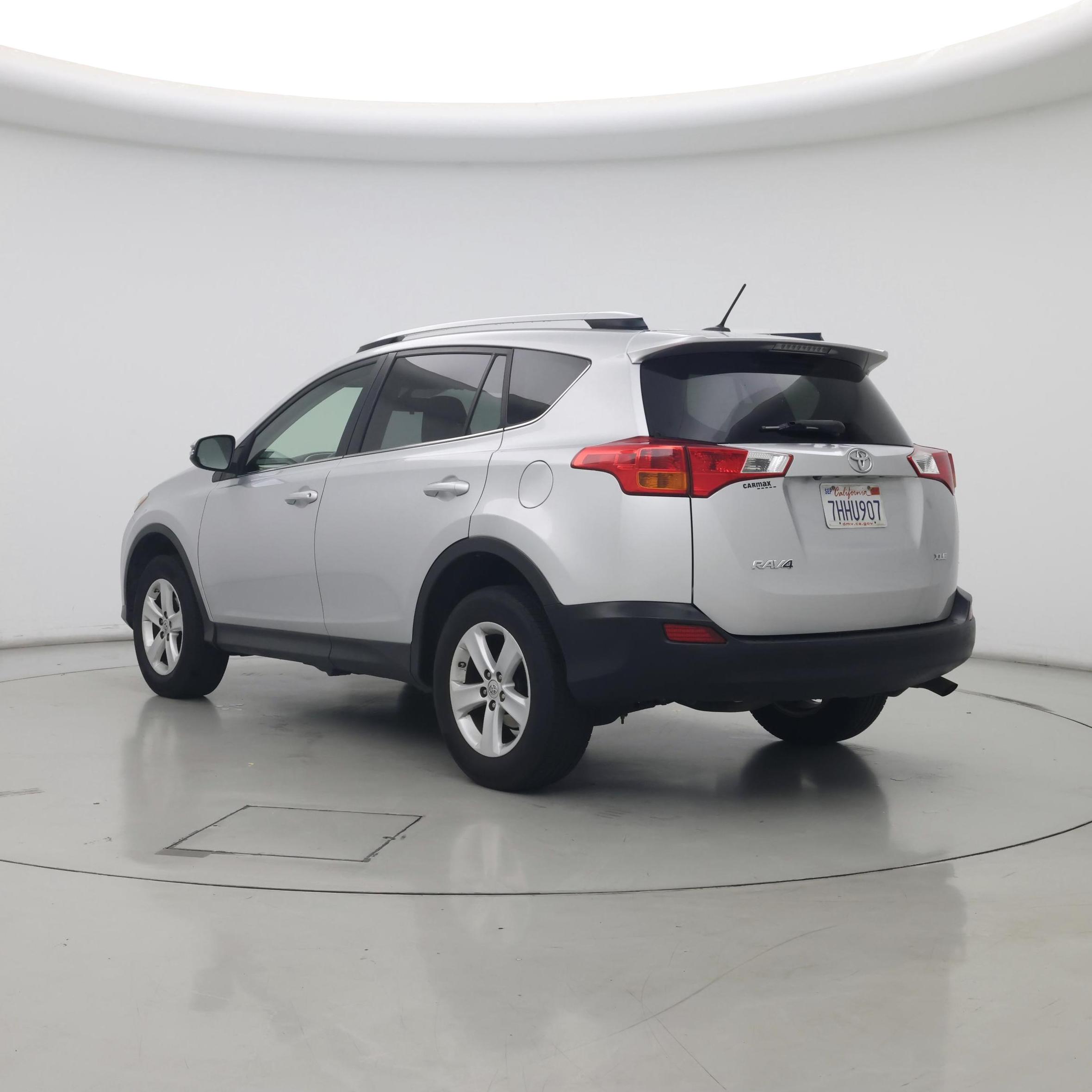 Thumbnail: 2014 Toyota RAV4 - 2