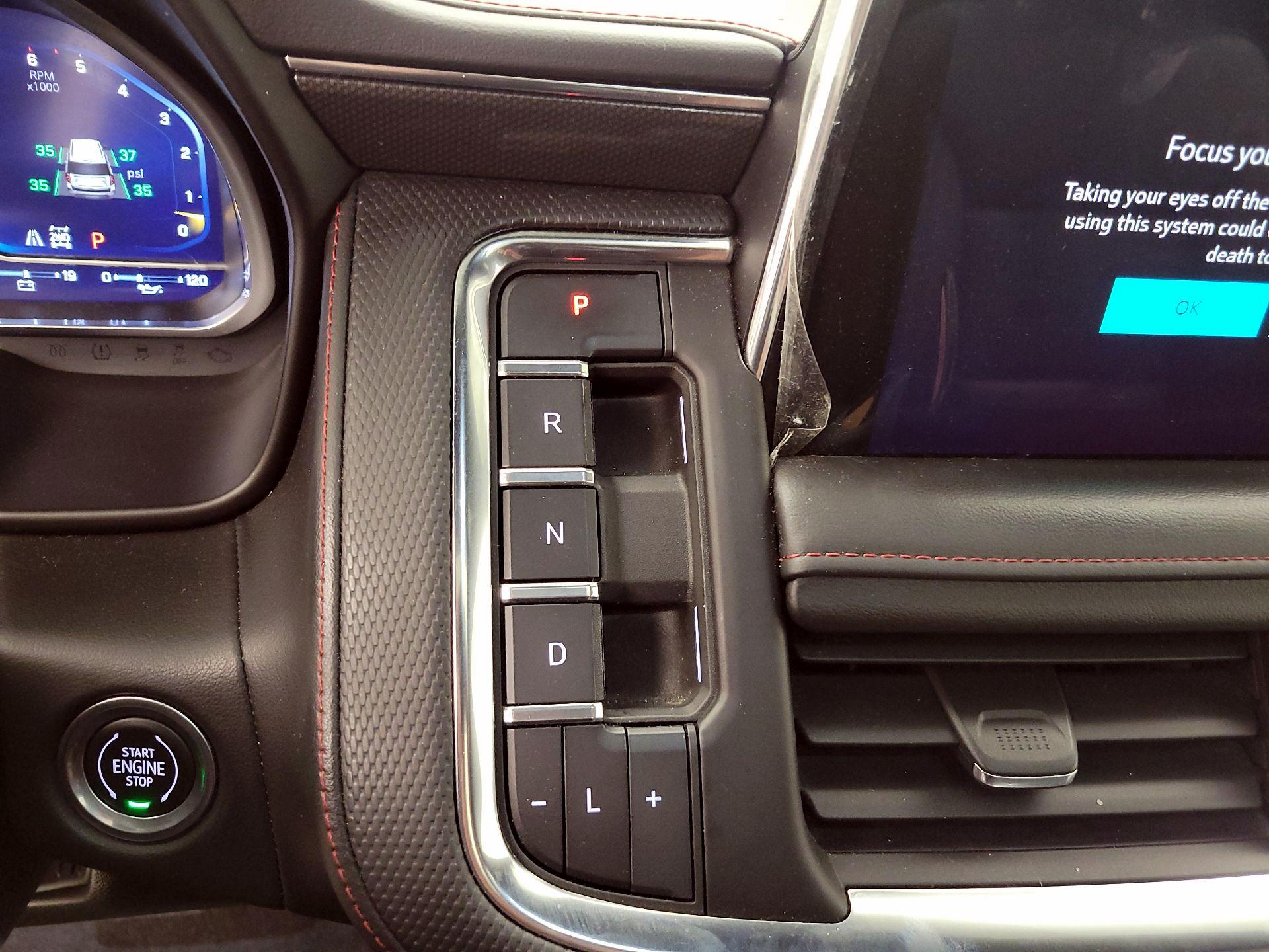 Thumbnail: 2022 Chevrolet Tahoe - 17