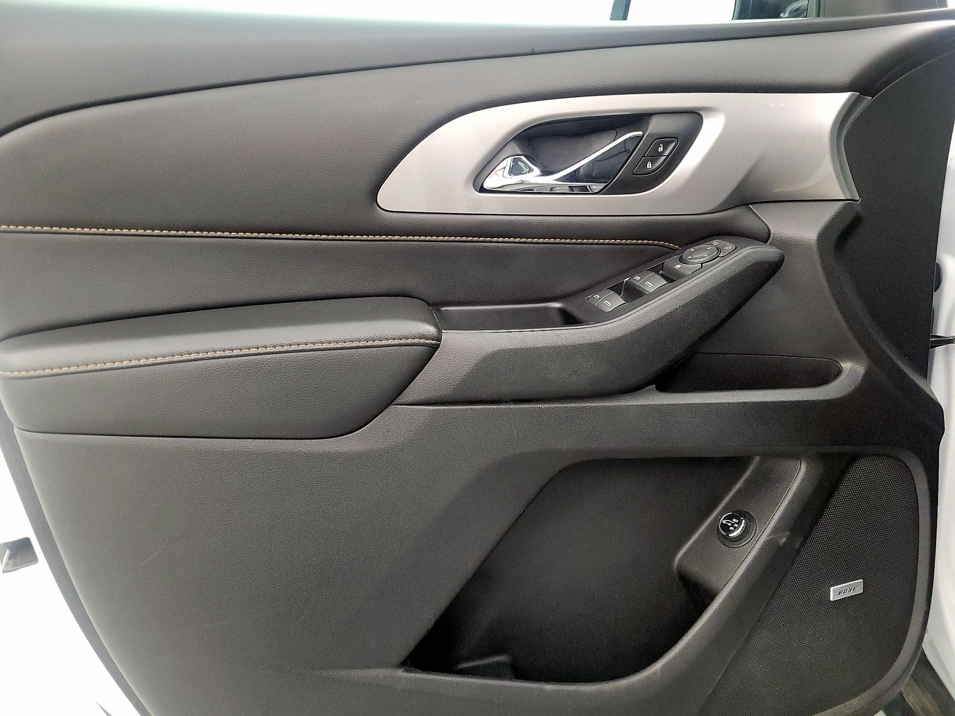 Thumbnail: 2018 Chevrolet Traverse - 12