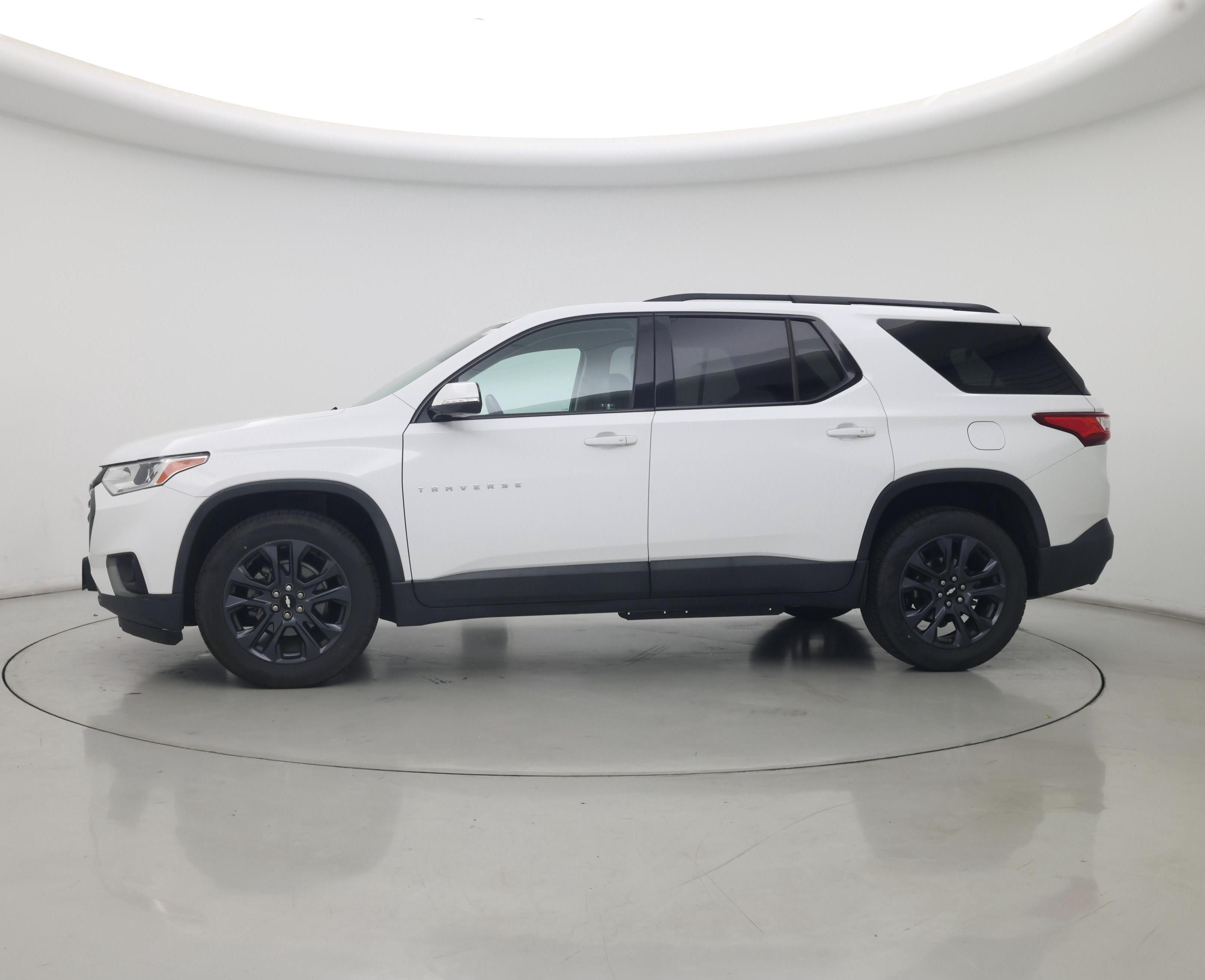 Thumbnail: 2018 Chevrolet Traverse - 3