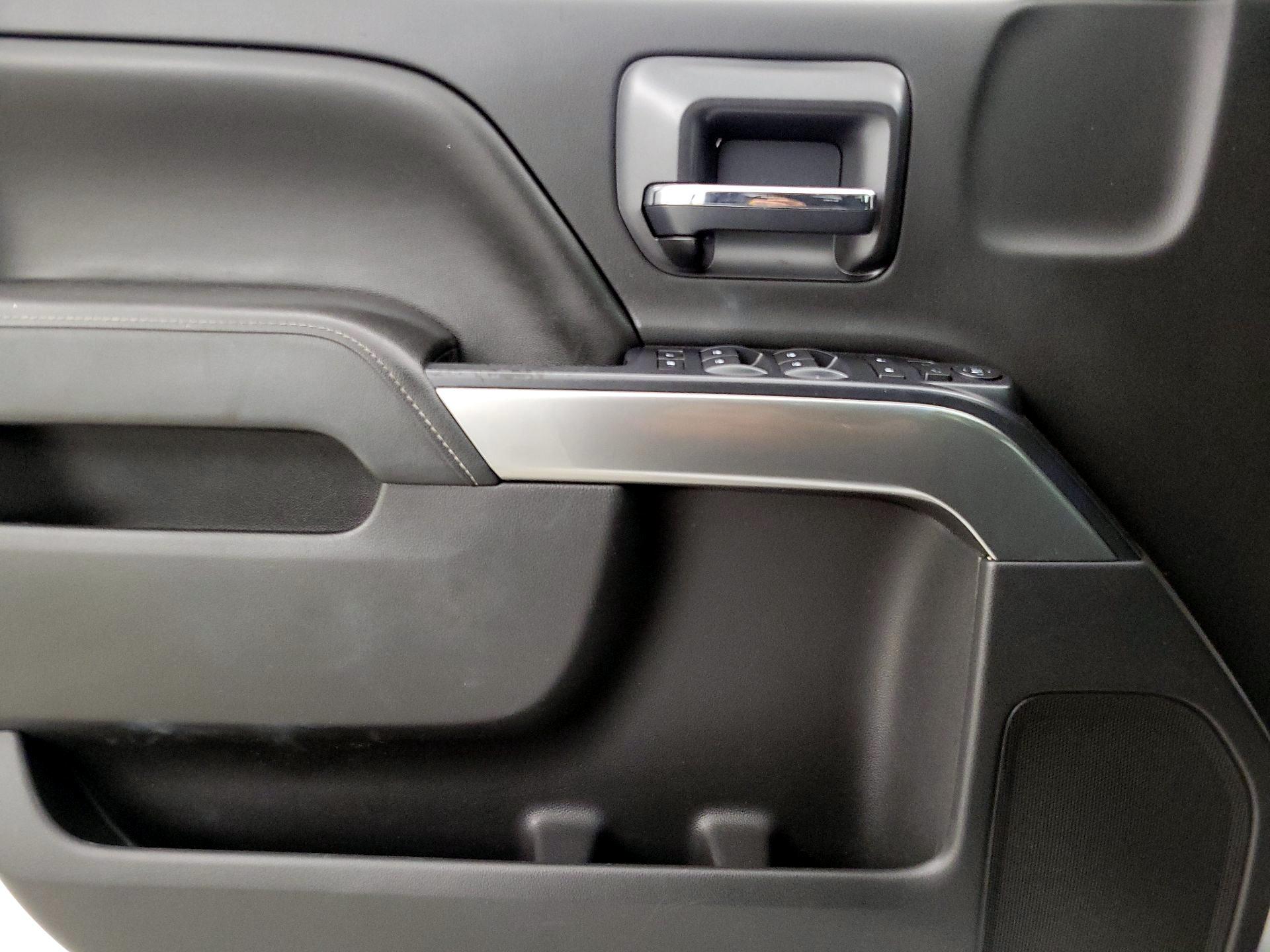 Thumbnail: 2016 Chevrolet Silverado 1500 - 12