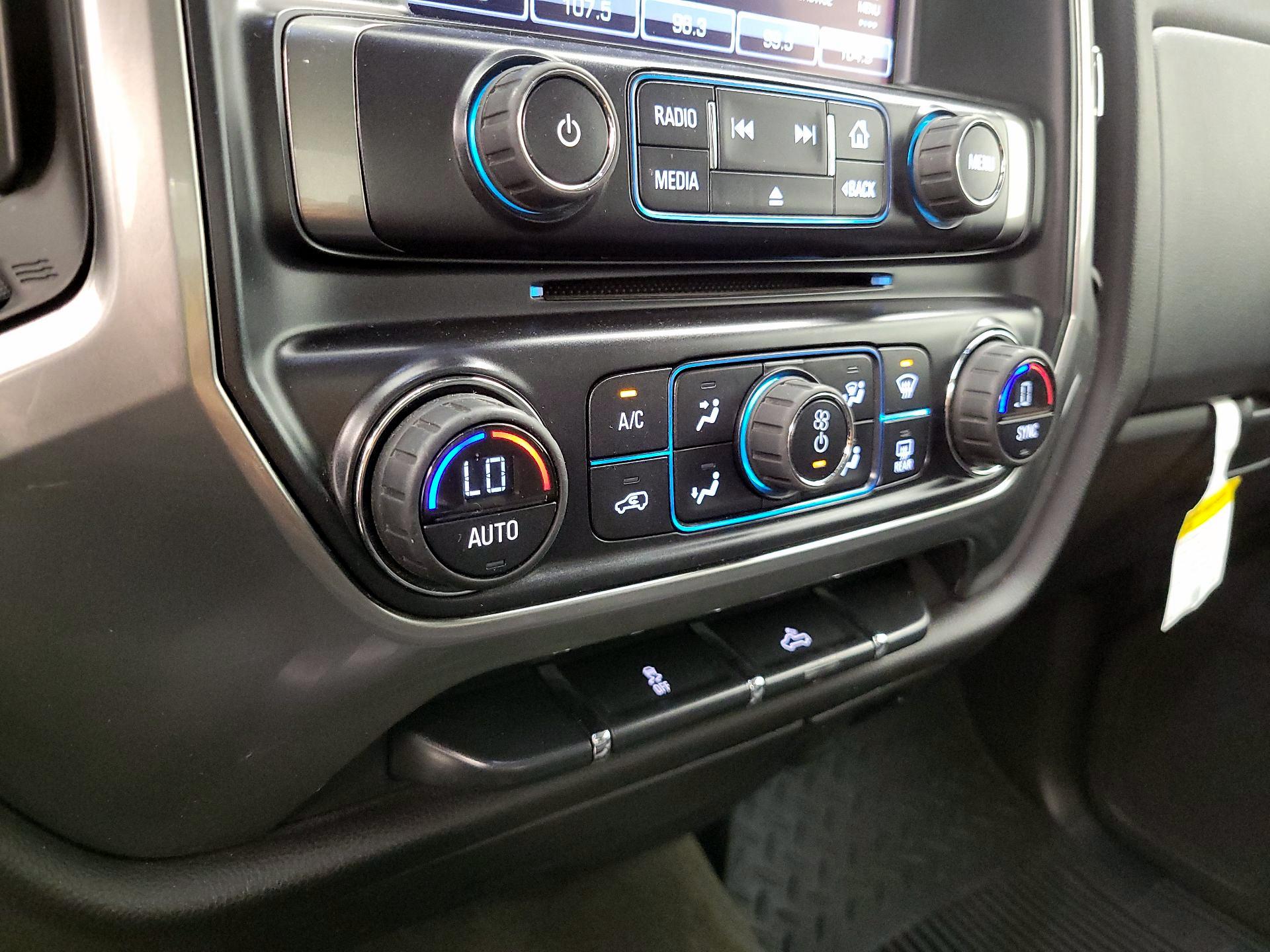 Thumbnail: 2016 Chevrolet Silverado 1500 - 16