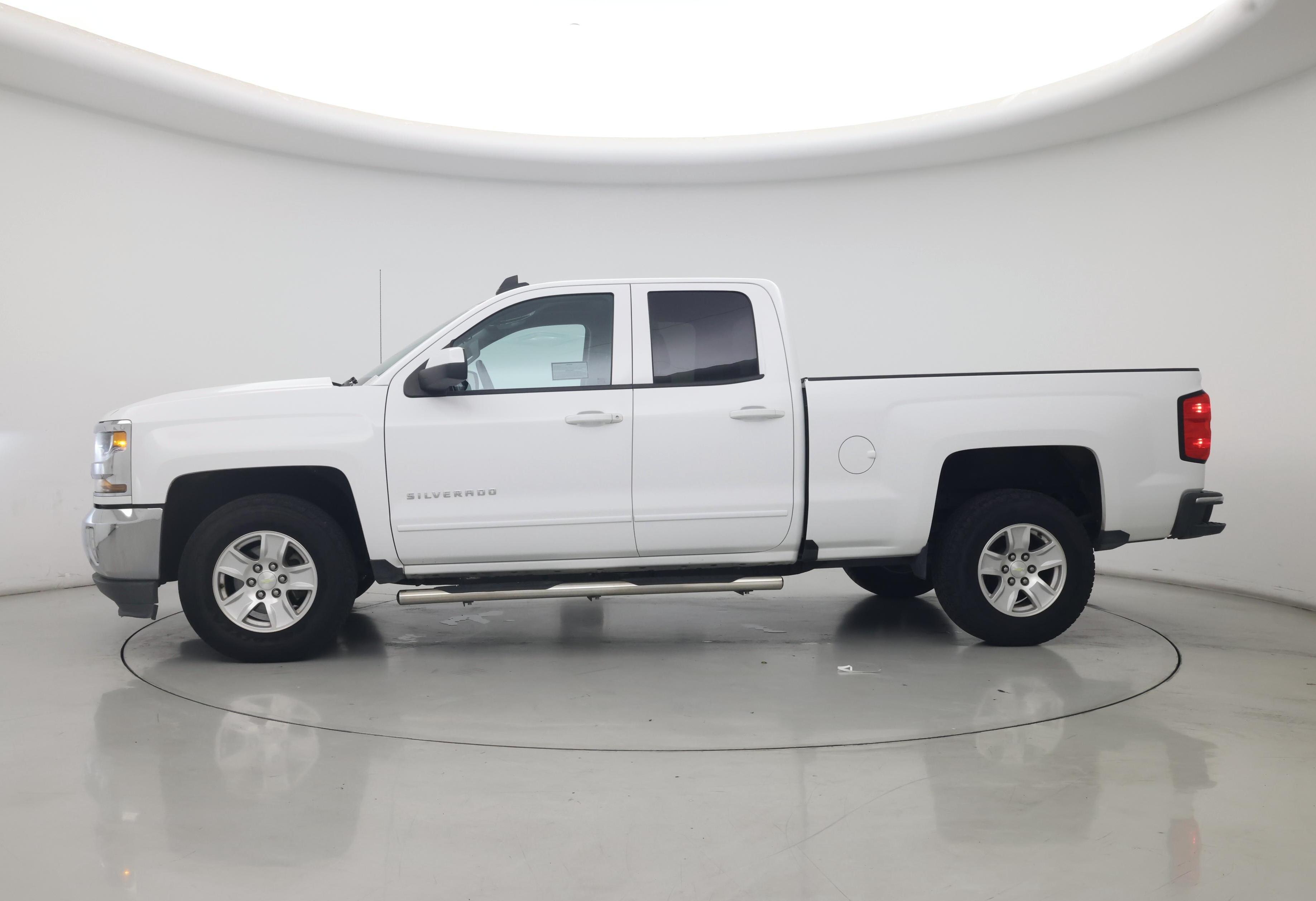 Thumbnail: 2016 Chevrolet Silverado 1500 - 3