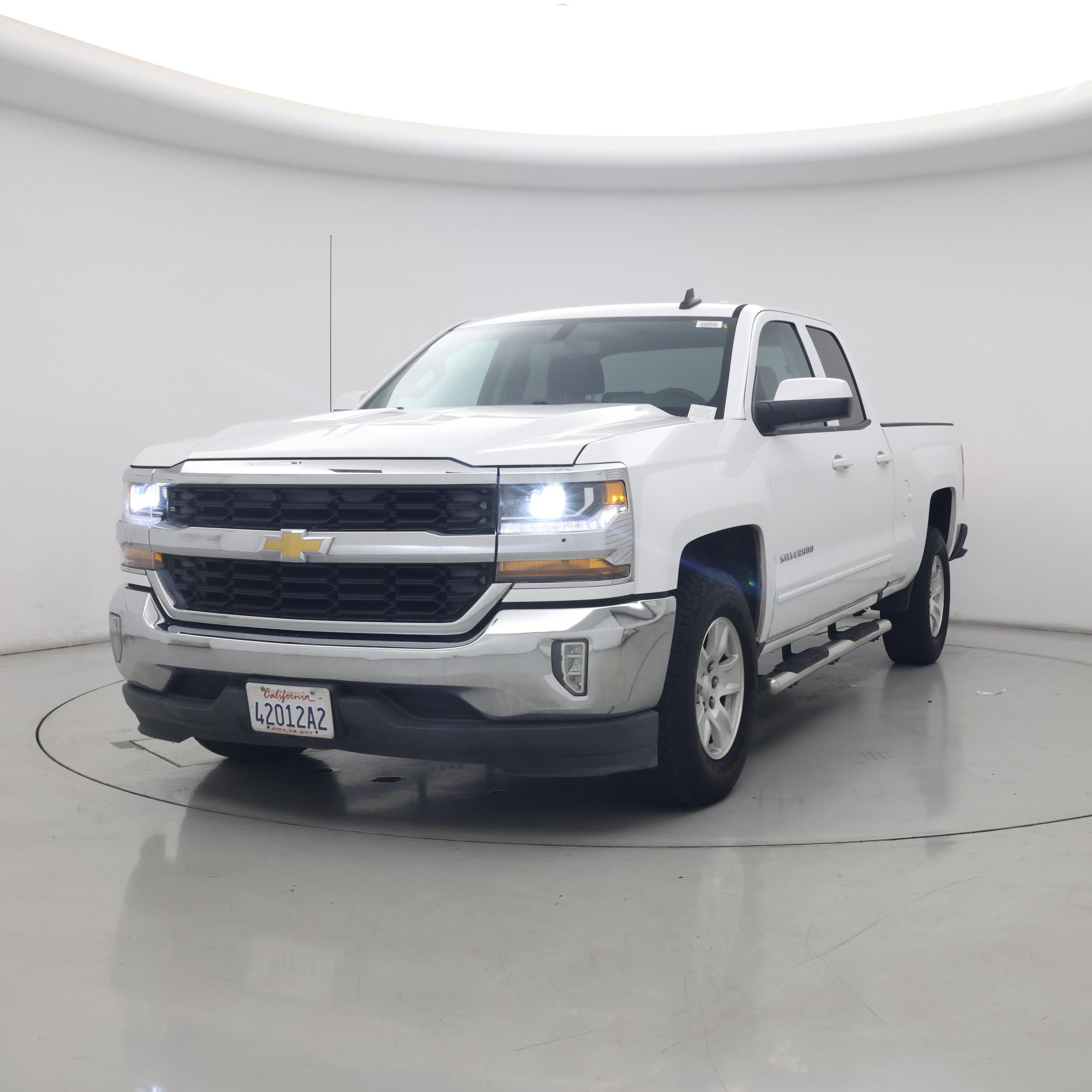 Thumbnail: 2016 Chevrolet Silverado 1500 - 4