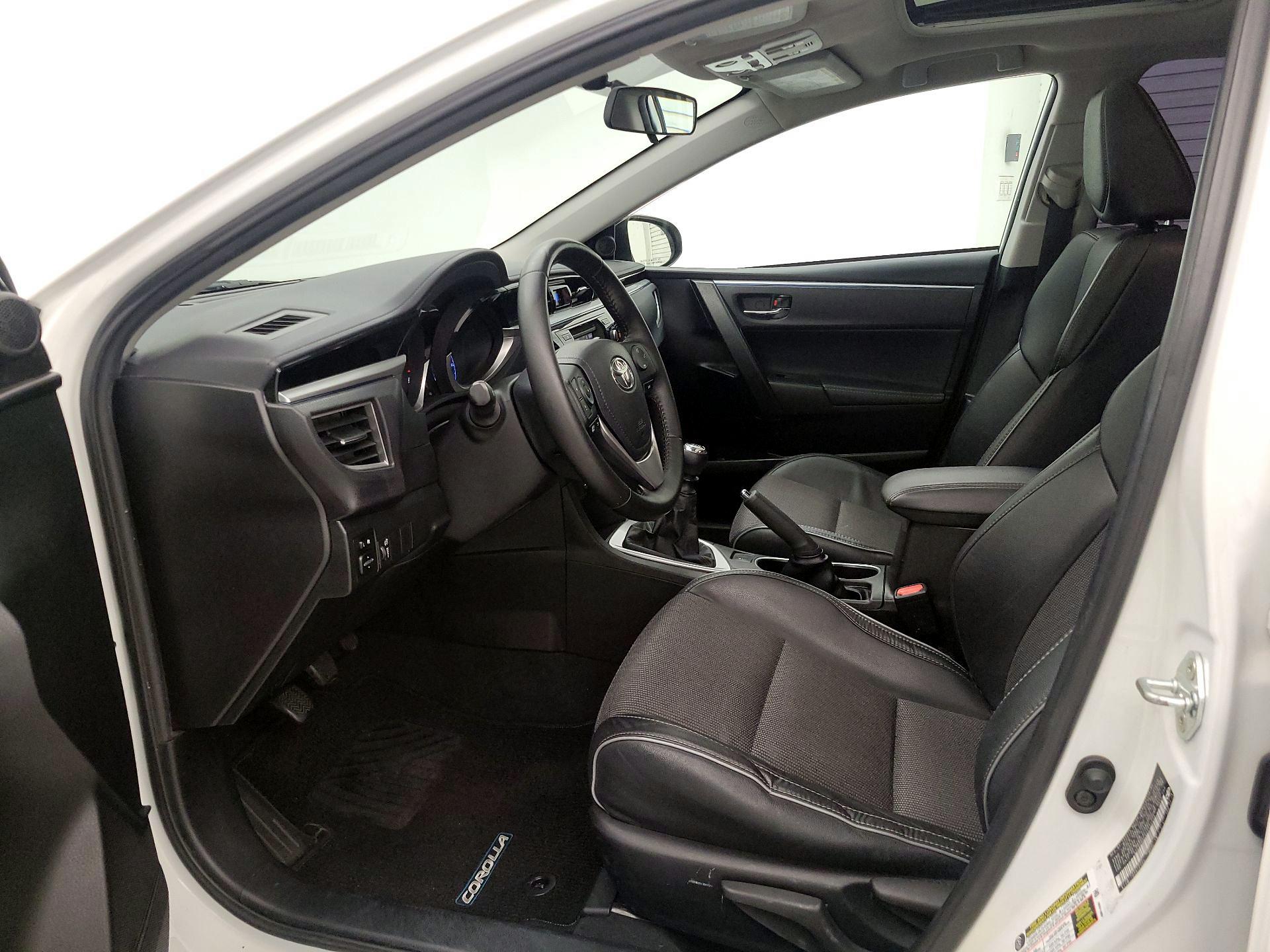 Thumbnail: 2016 Toyota Corolla - 11