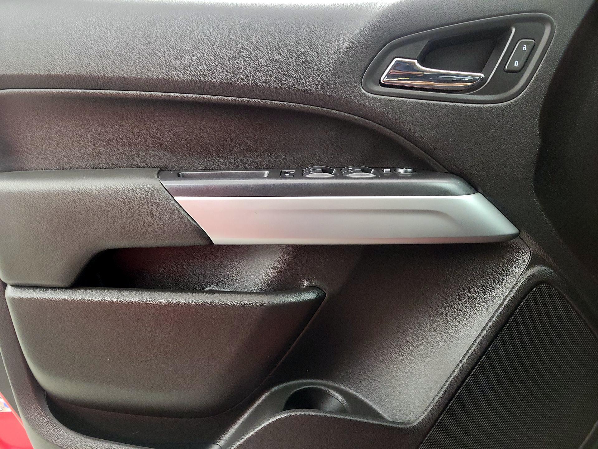 Thumbnail: 2018 Chevrolet Colorado - 12