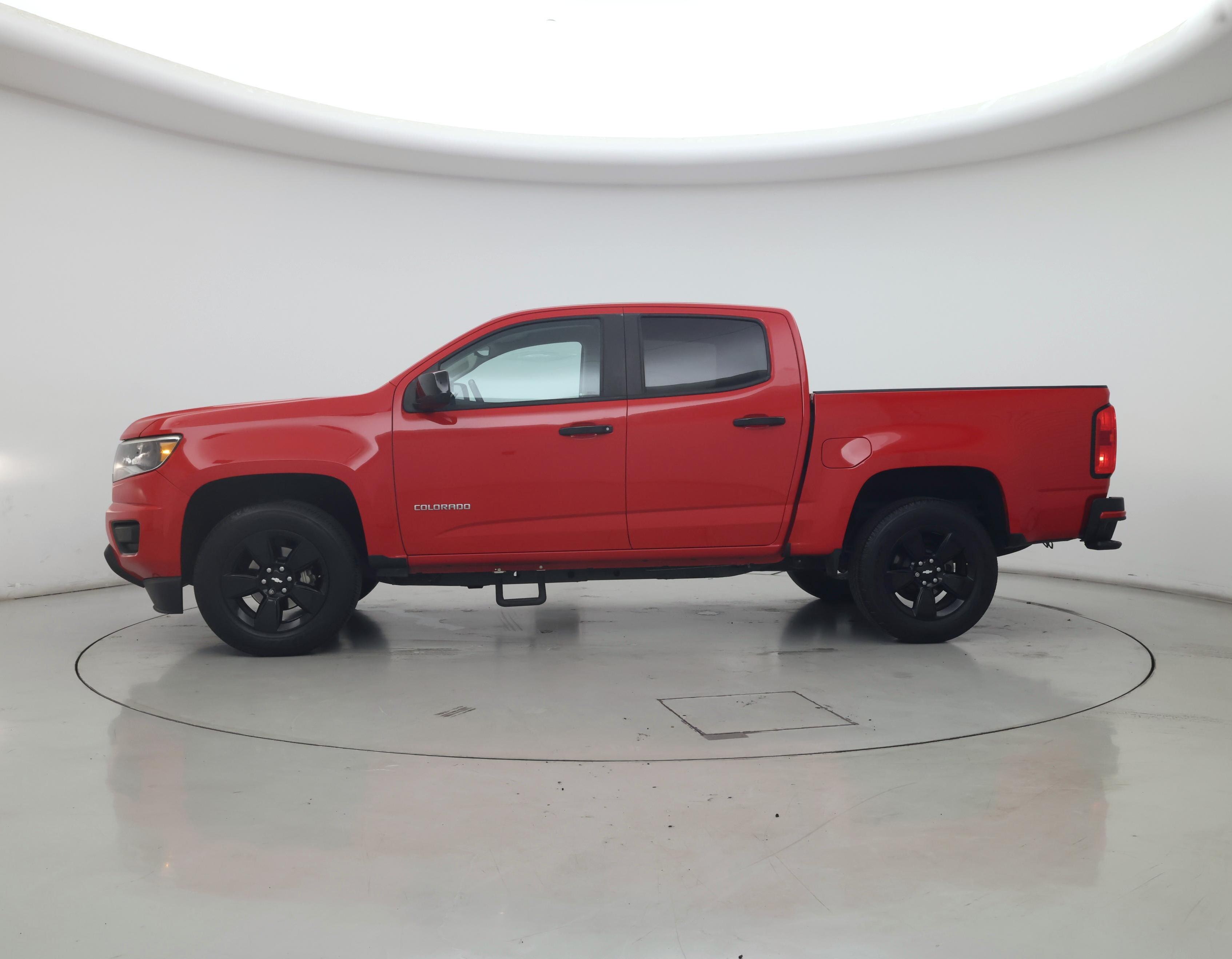 Thumbnail: 2018 Chevrolet Colorado - 3