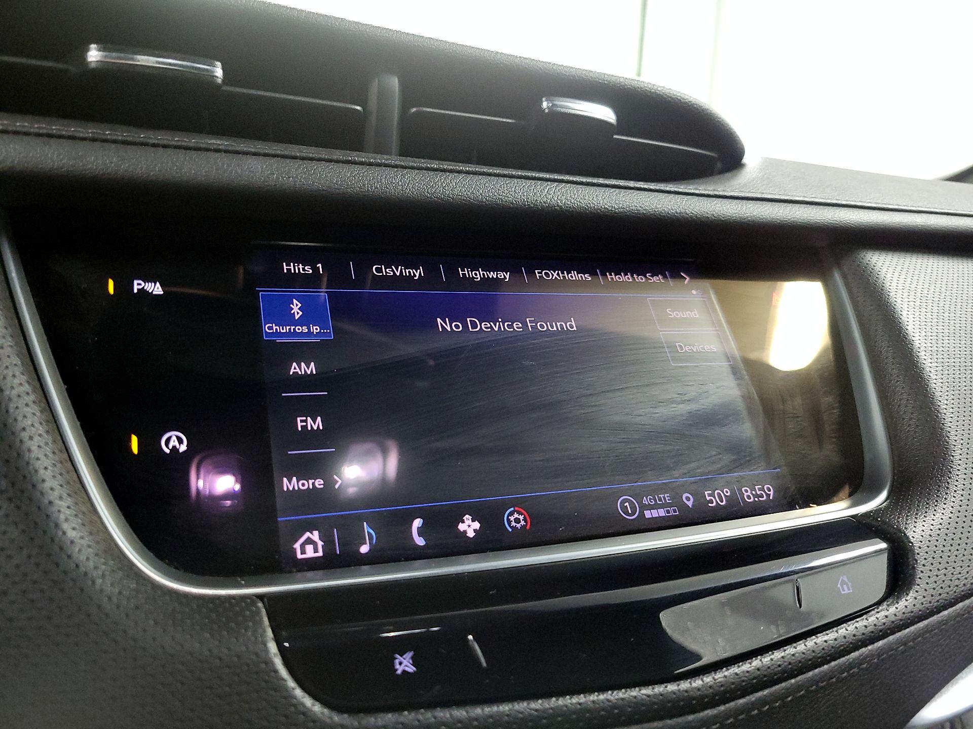 Thumbnail: 2023 Cadillac XT5 - 15