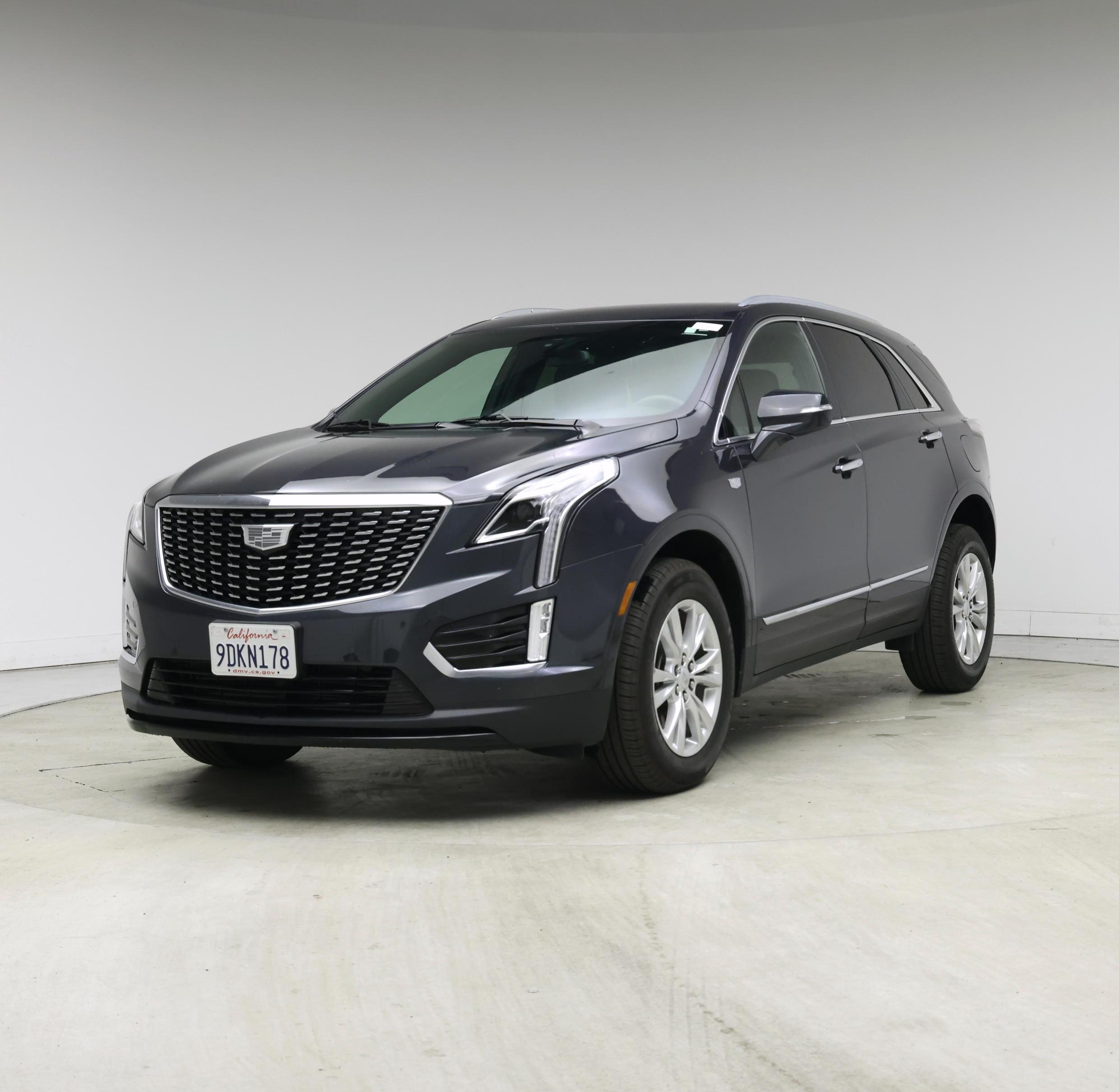Thumbnail: 2023 Cadillac XT5 - 4