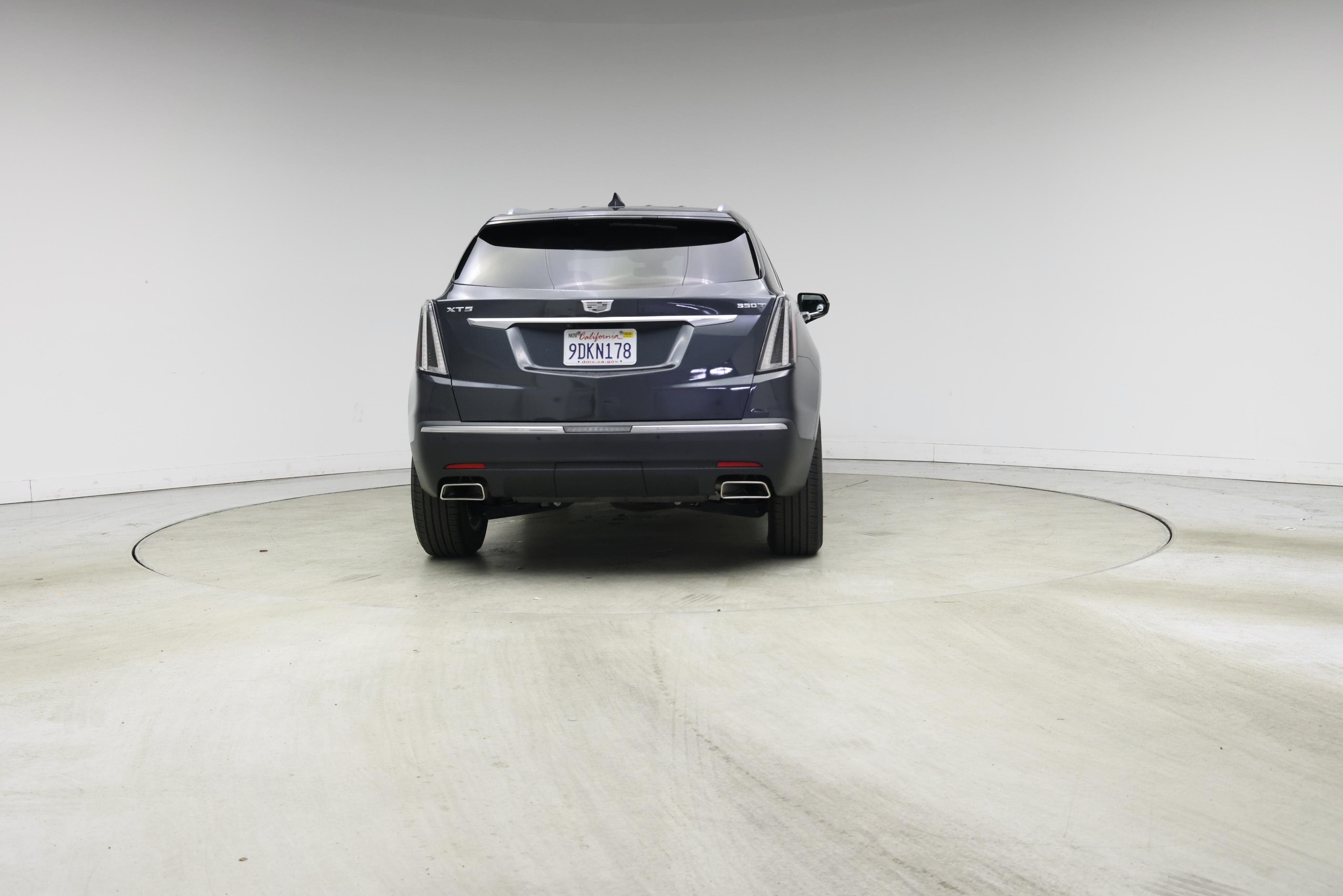 Thumbnail: 2023 Cadillac XT5 - 6