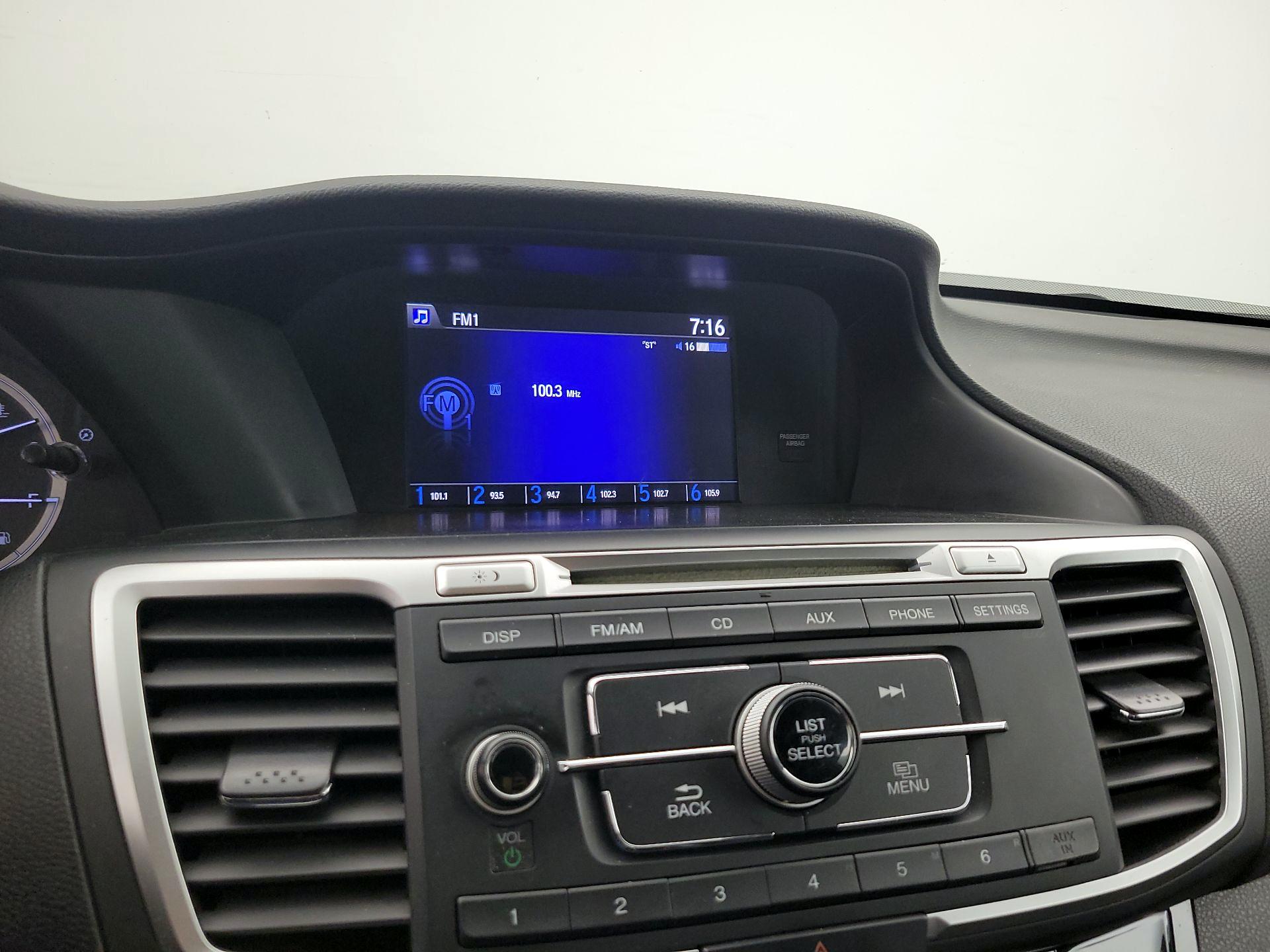 Thumbnail: 2017 Honda Accord - 15