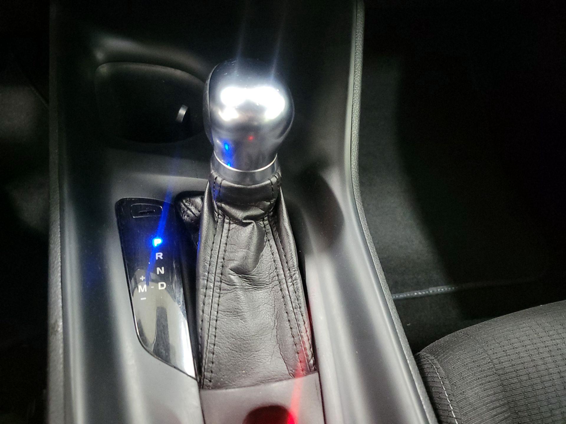 Thumbnail: 2018 Toyota C-HR - 17