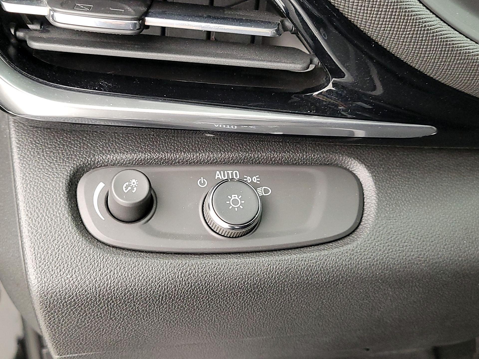 Thumbnail: 2024 Buick Envista - 13