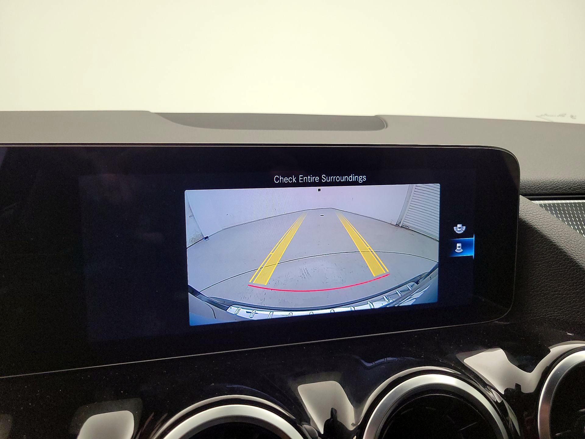 Thumbnail: 2023 Mercedes-Benz GLA - 14