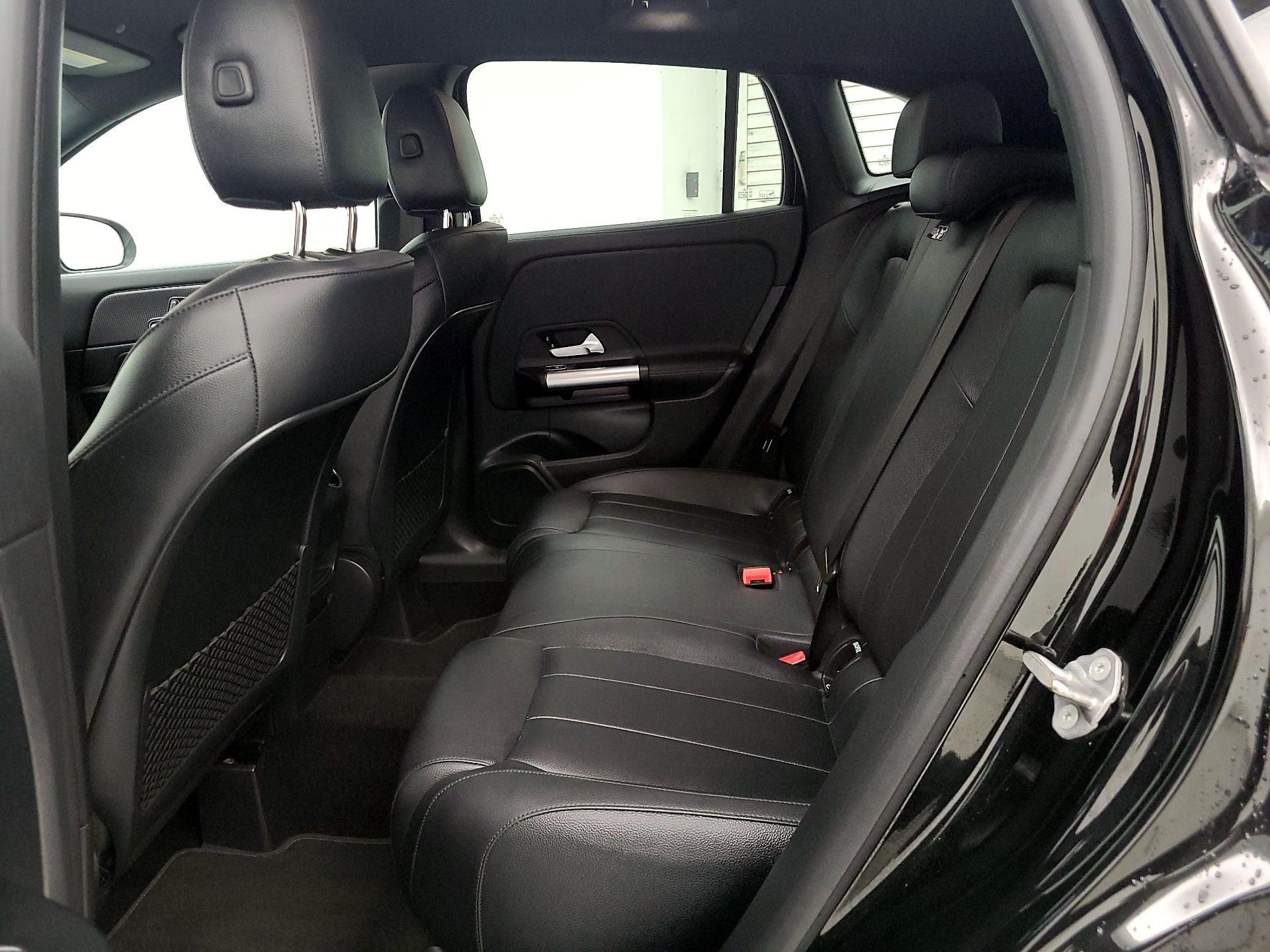 Thumbnail: 2023 Mercedes-Benz GLA - 19