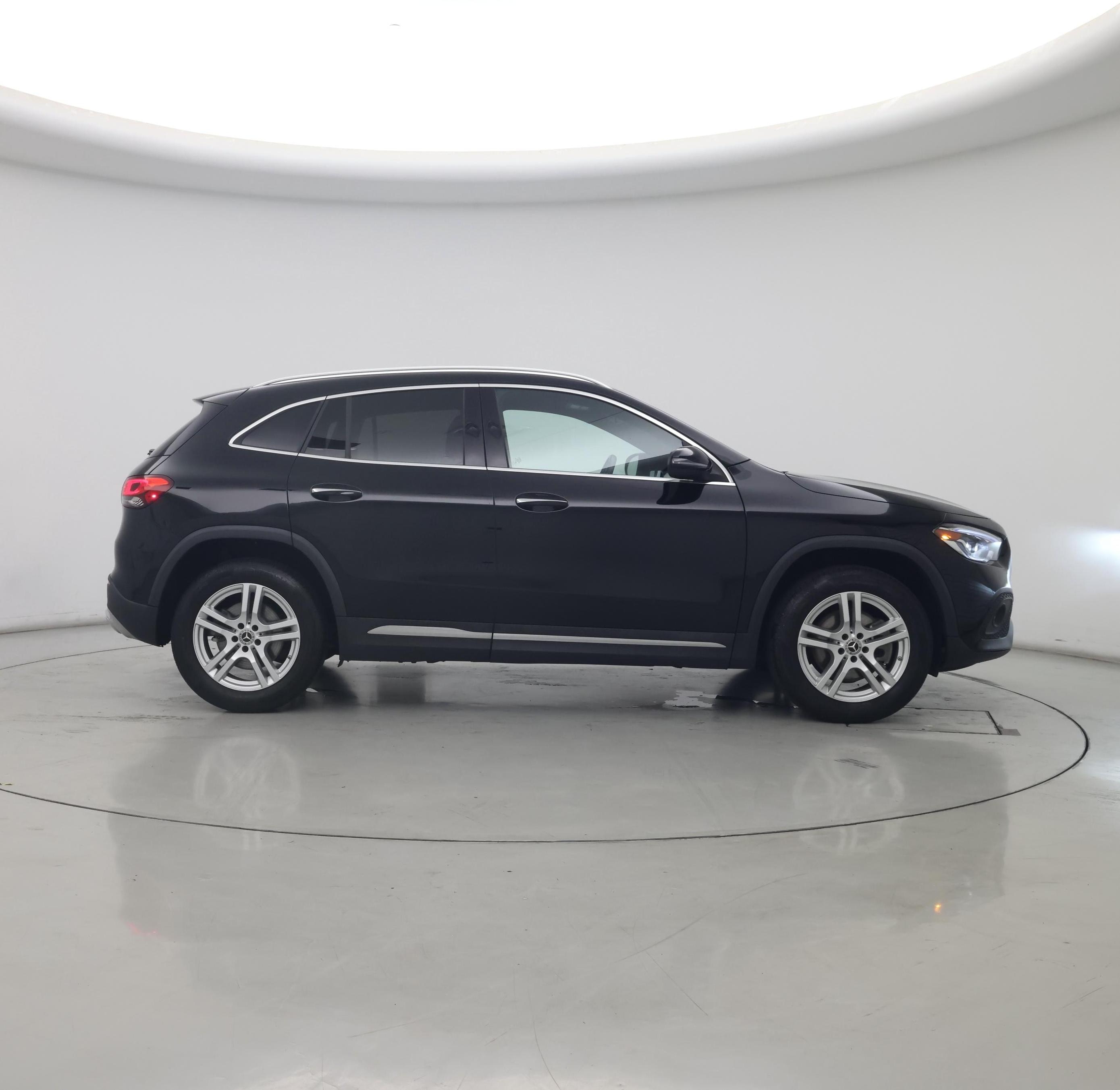 Thumbnail: 2023 Mercedes-Benz GLA - 7